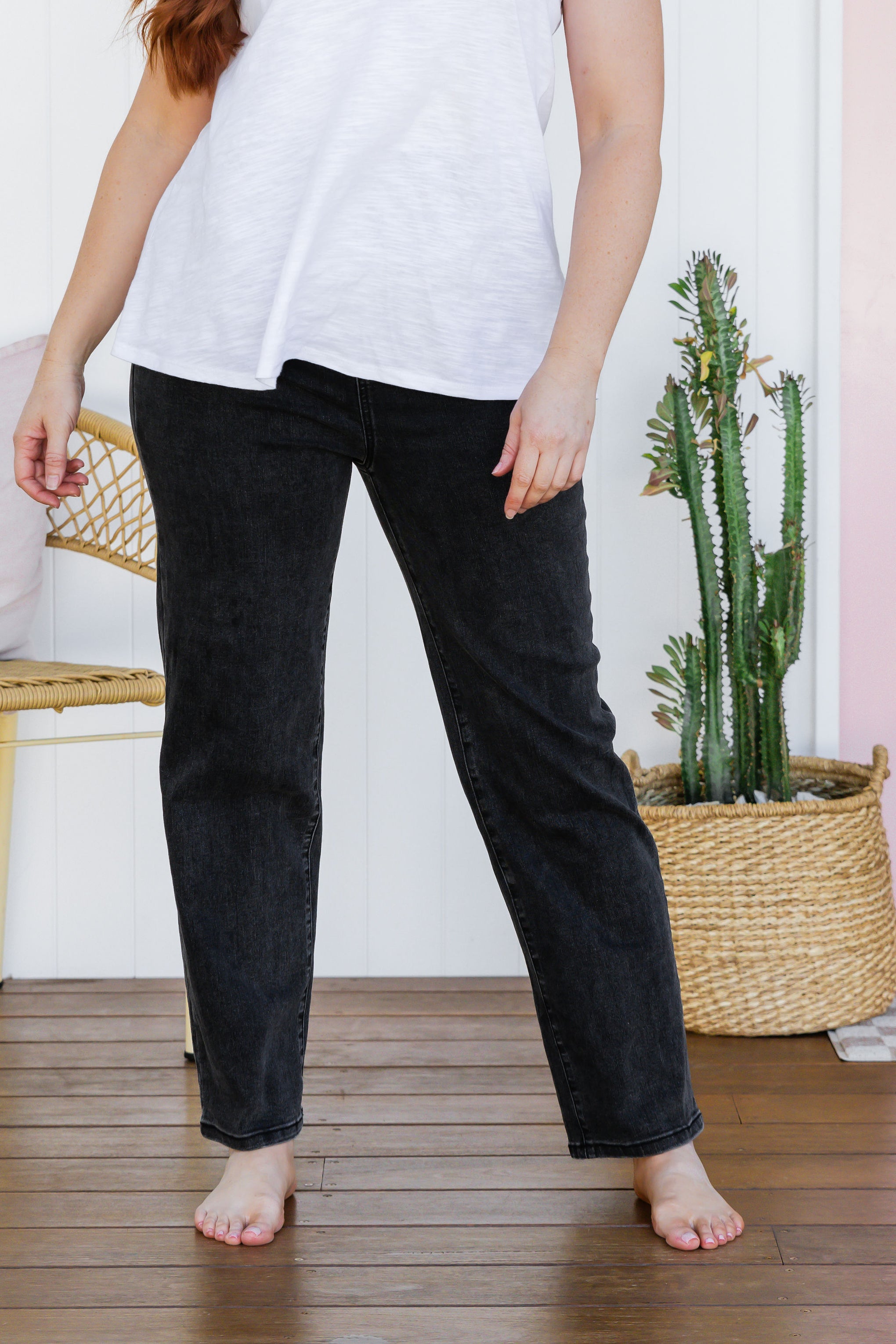 Lara Pull on Jeans in Vintage Black