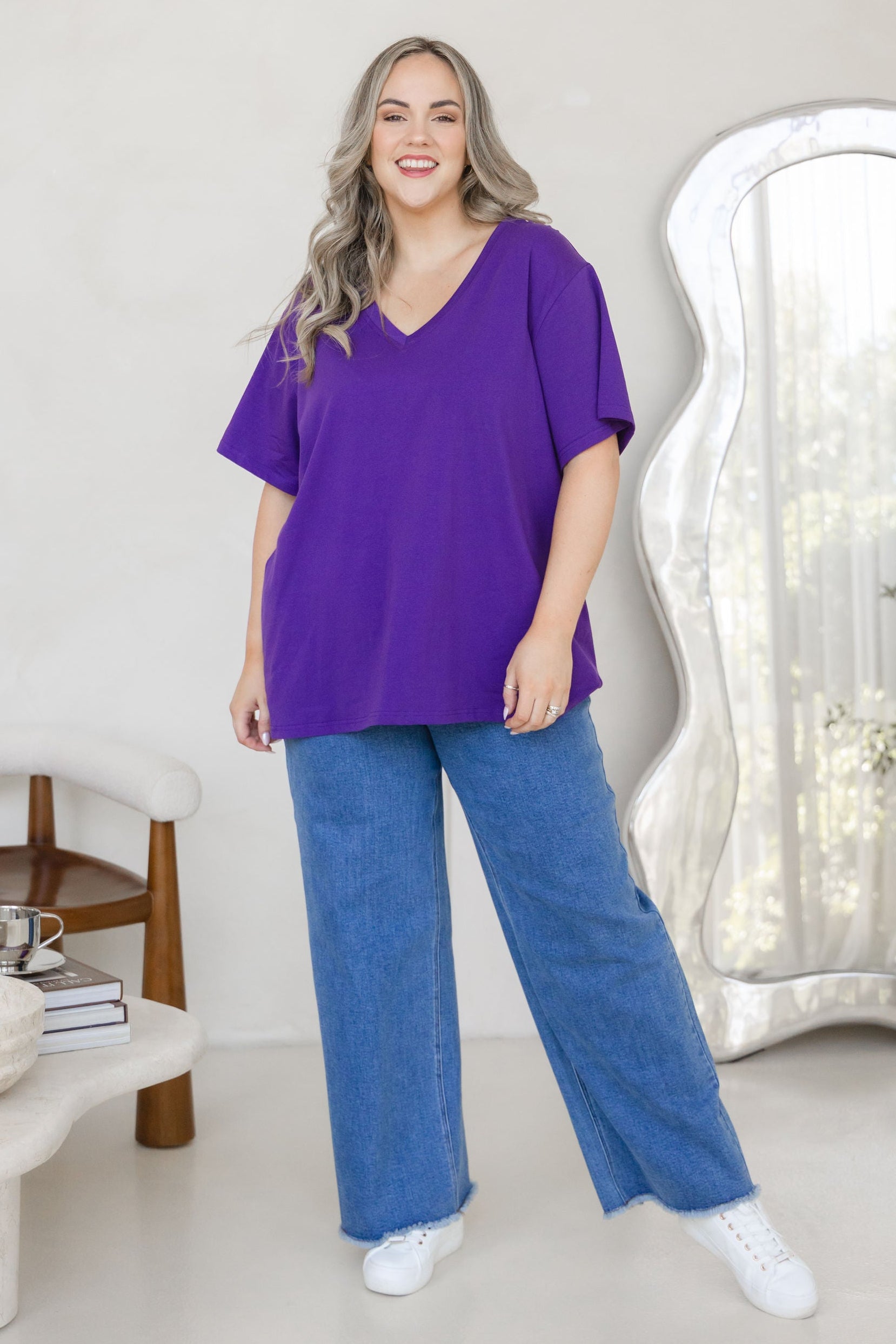 Relaxed V-Neck Tee in Purple