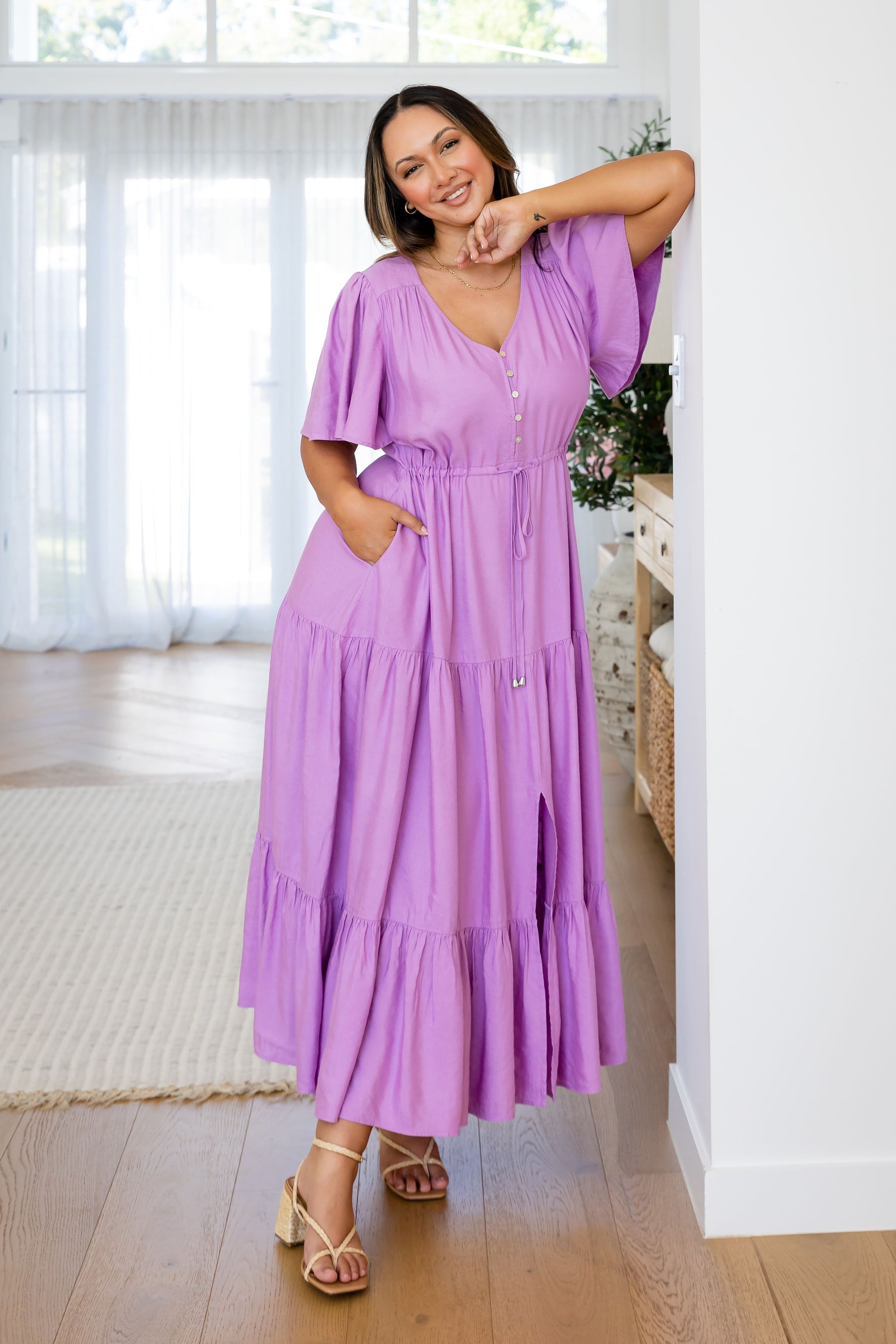 Bonnie Linen Blend Dress in Berry