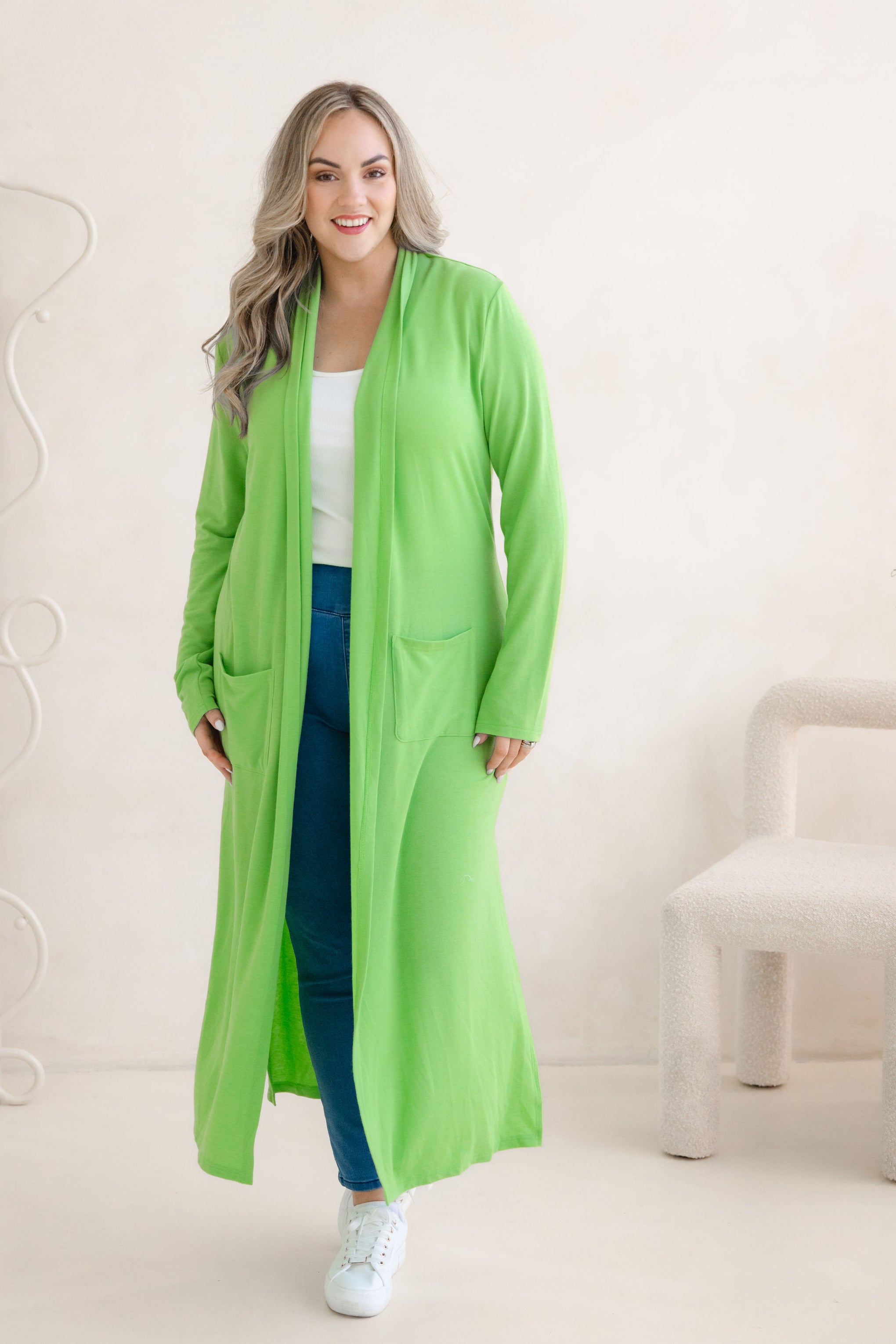 Jane Cardi Maxi Length in Apple