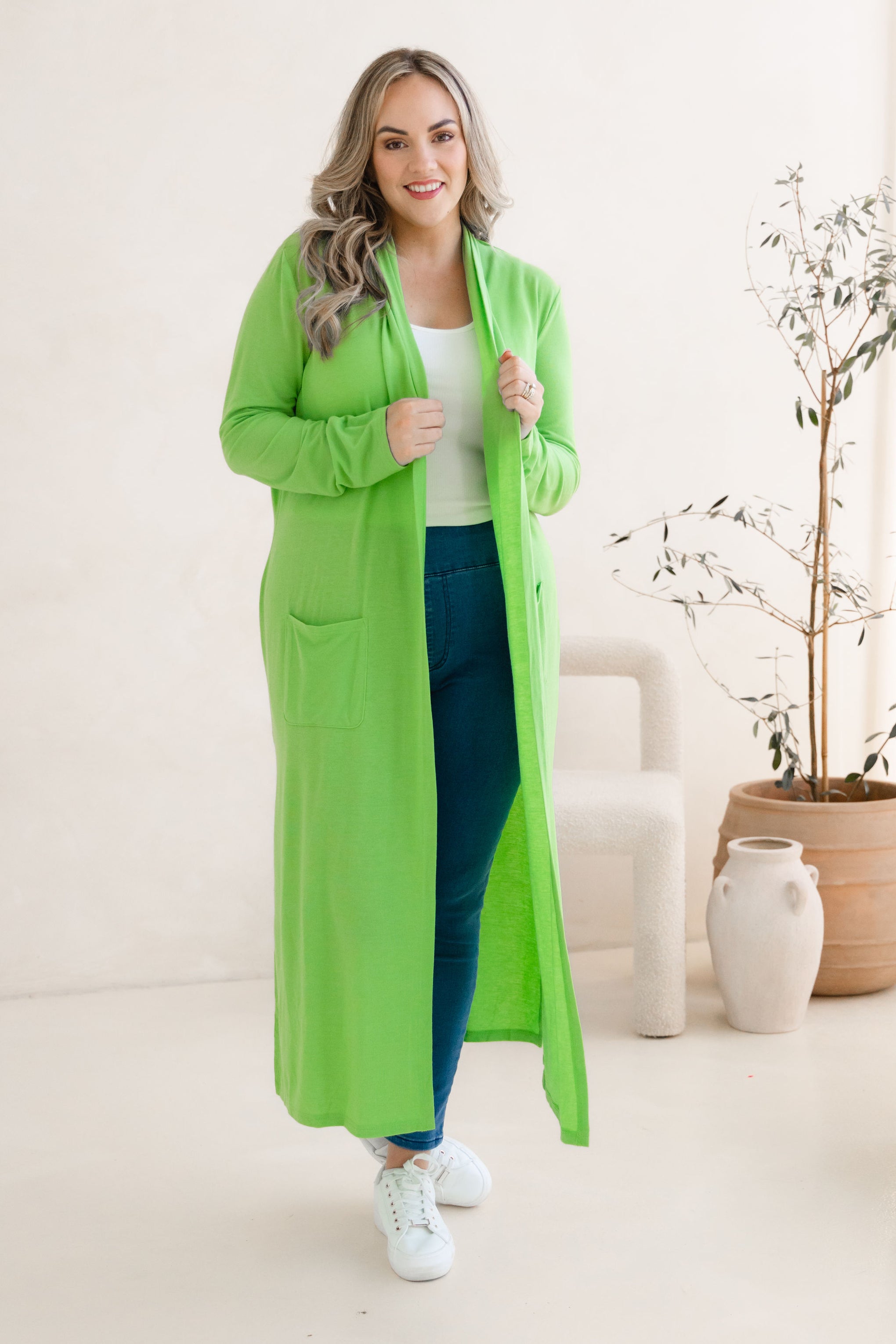 Jane Cardi Maxi Length in Apple