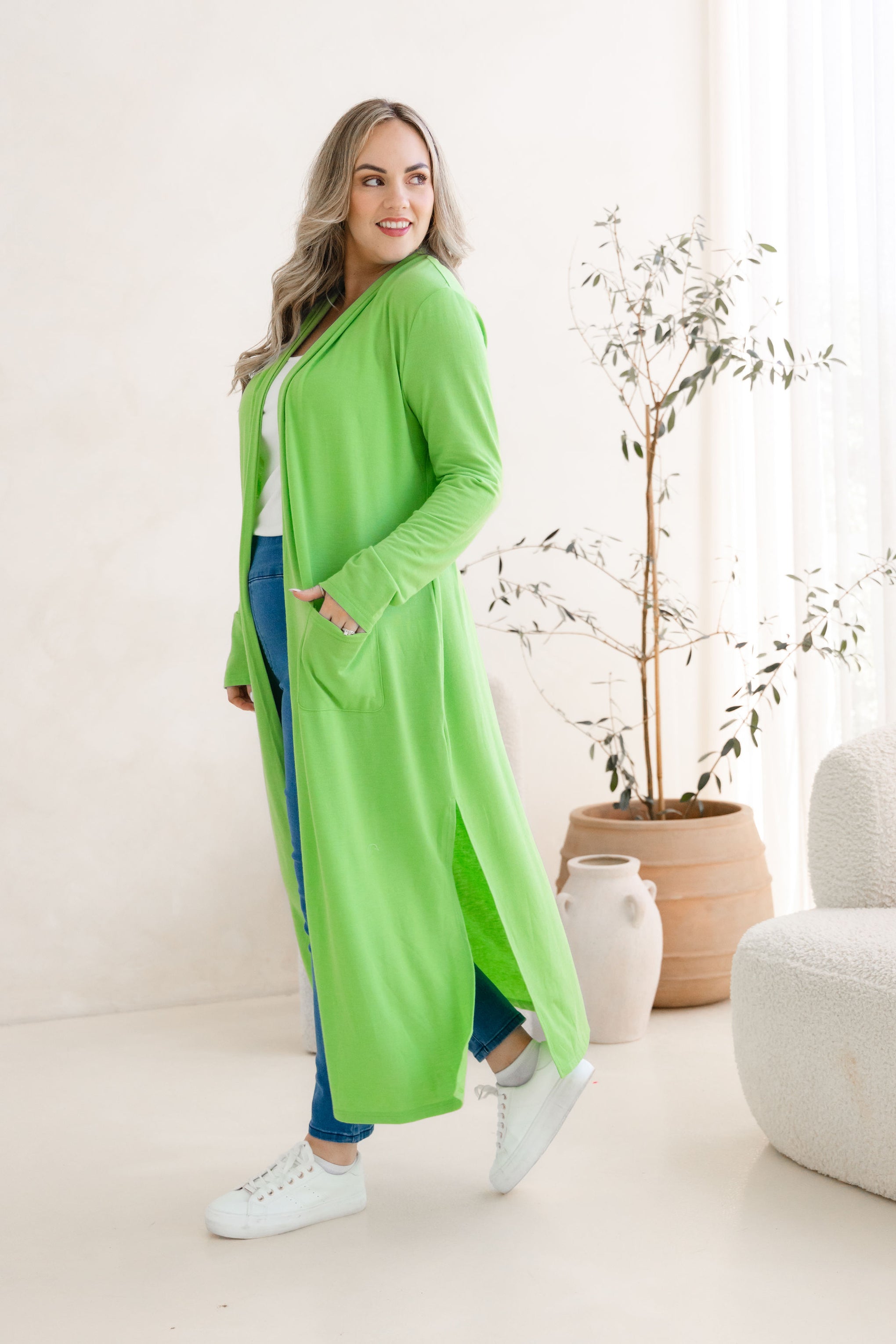 Jane Cardi Maxi Length in Apple