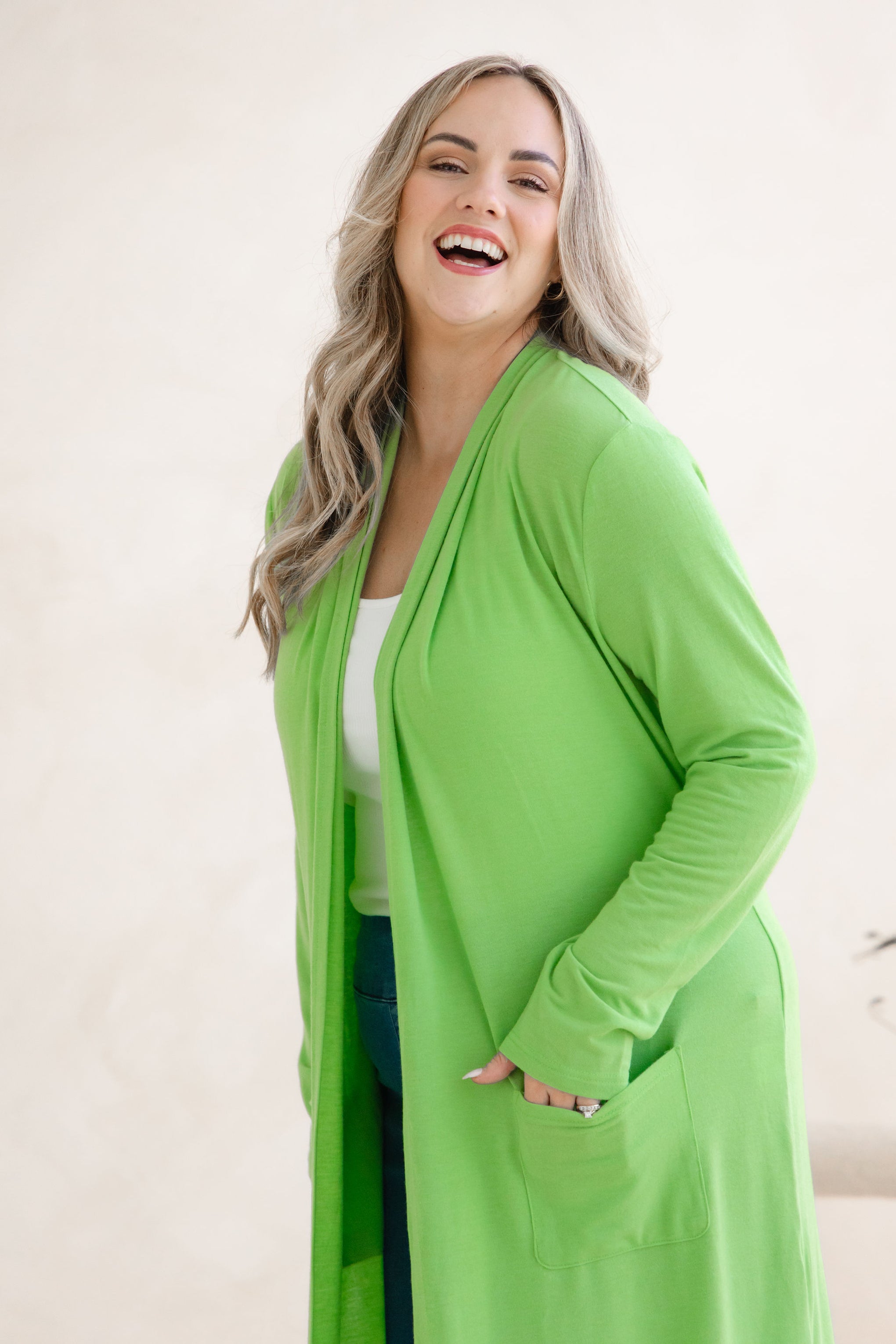 Jane Cardi Maxi Length in Apple