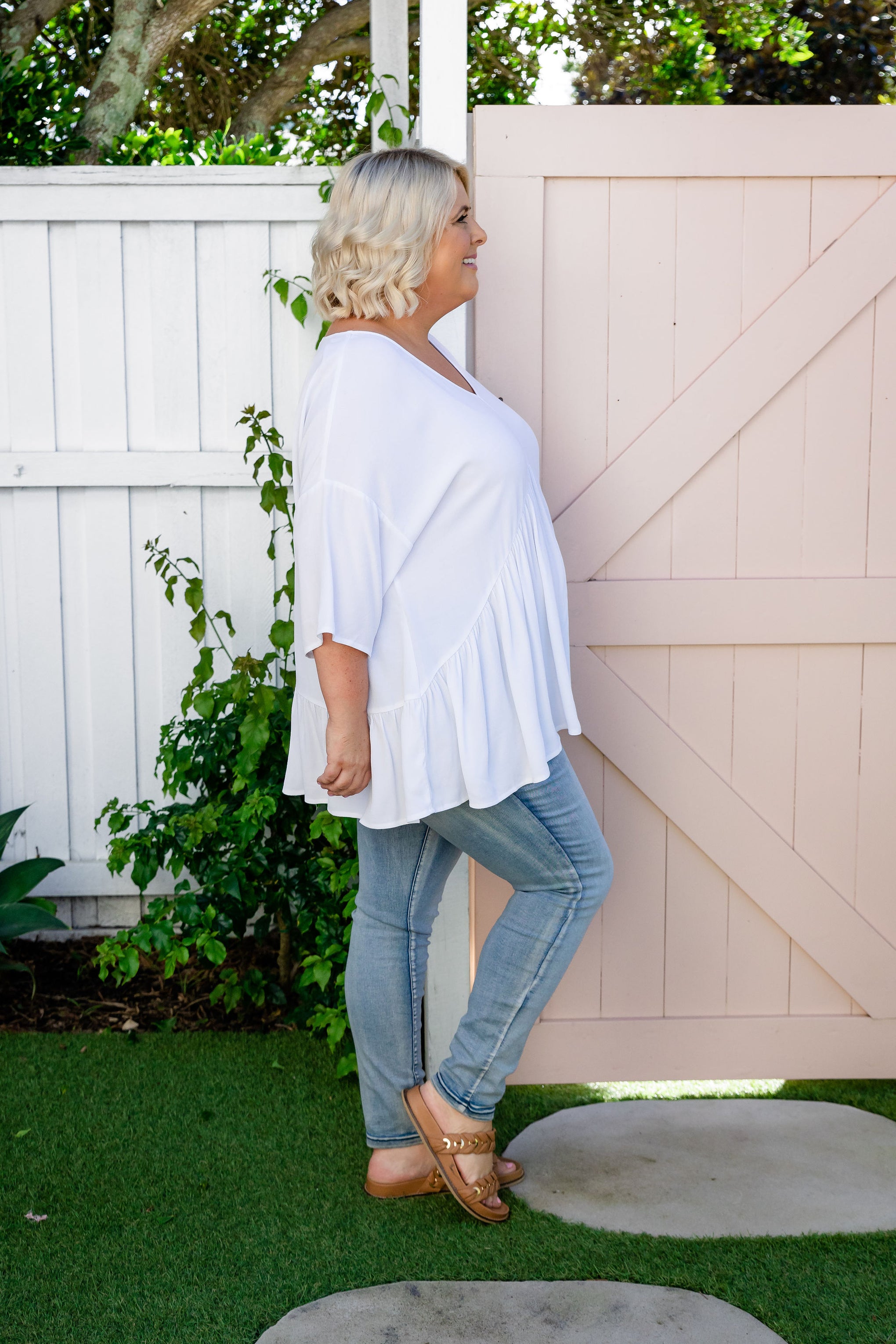 Peak Top in White