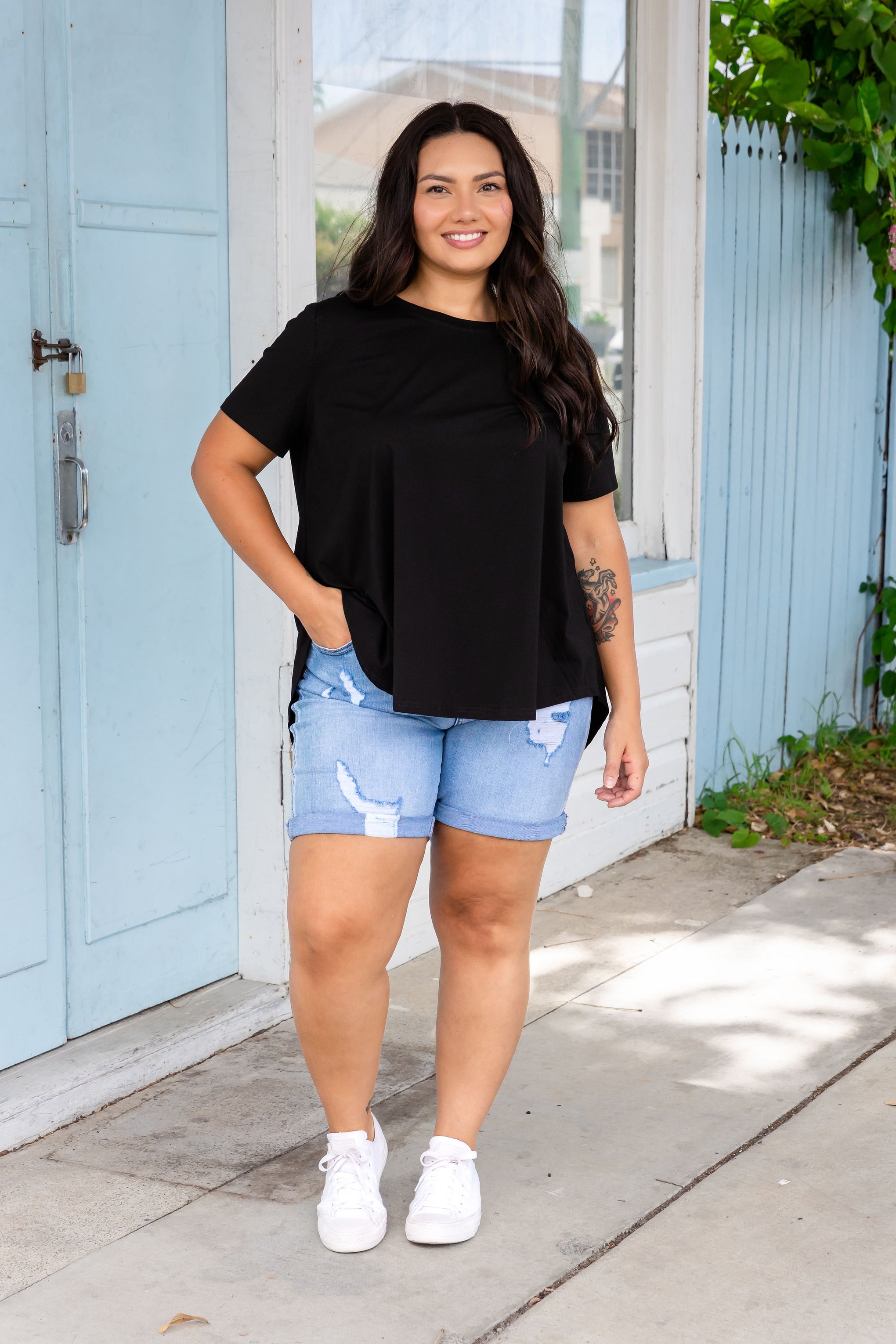 Jayden Tee in Black