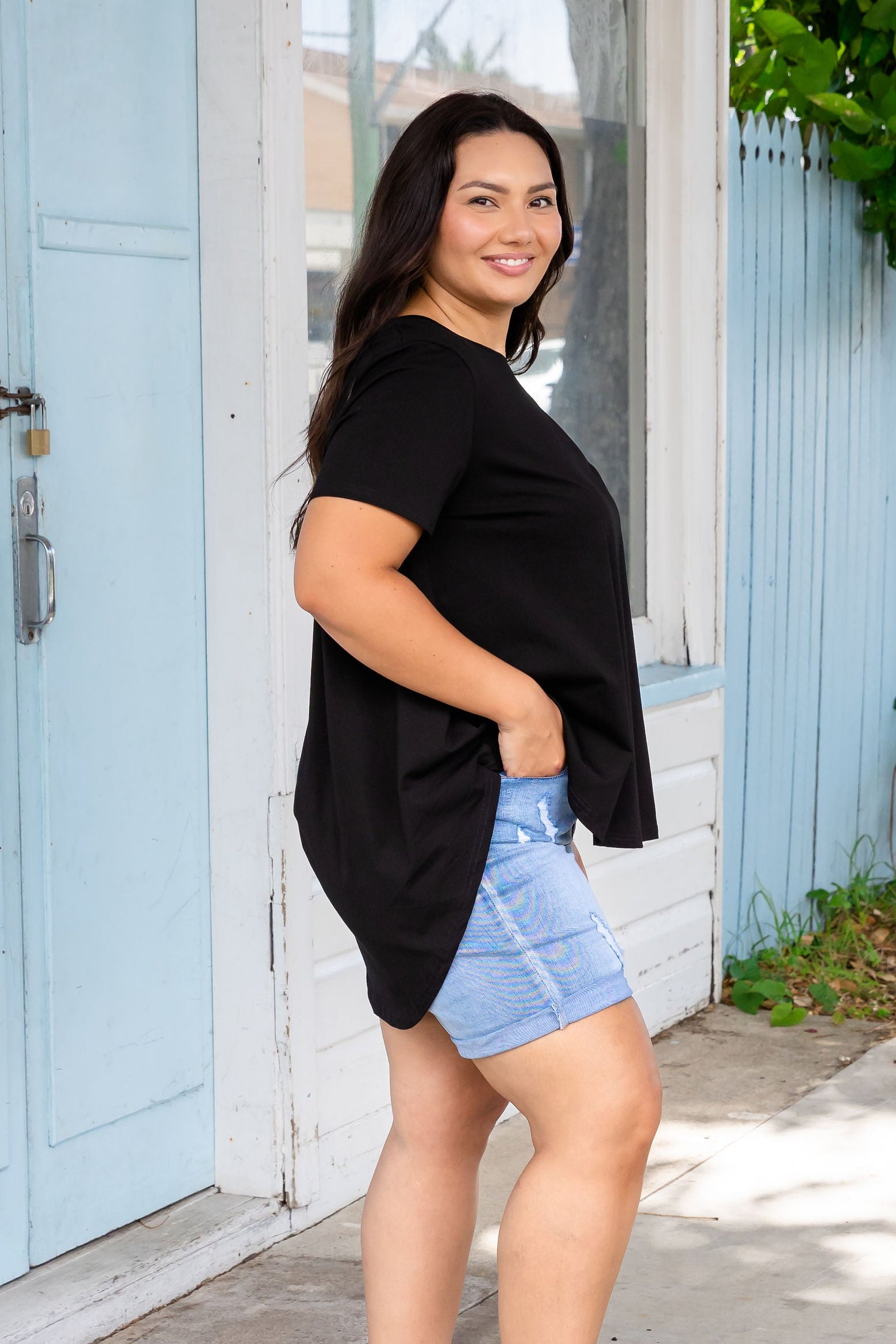 Jayden Tee in Black