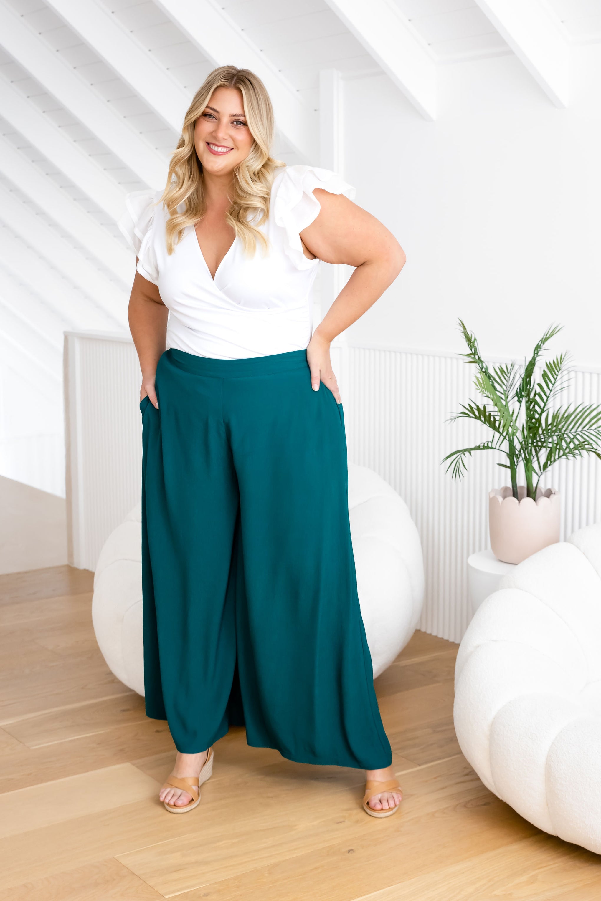 Larsa Pants in Forest Green