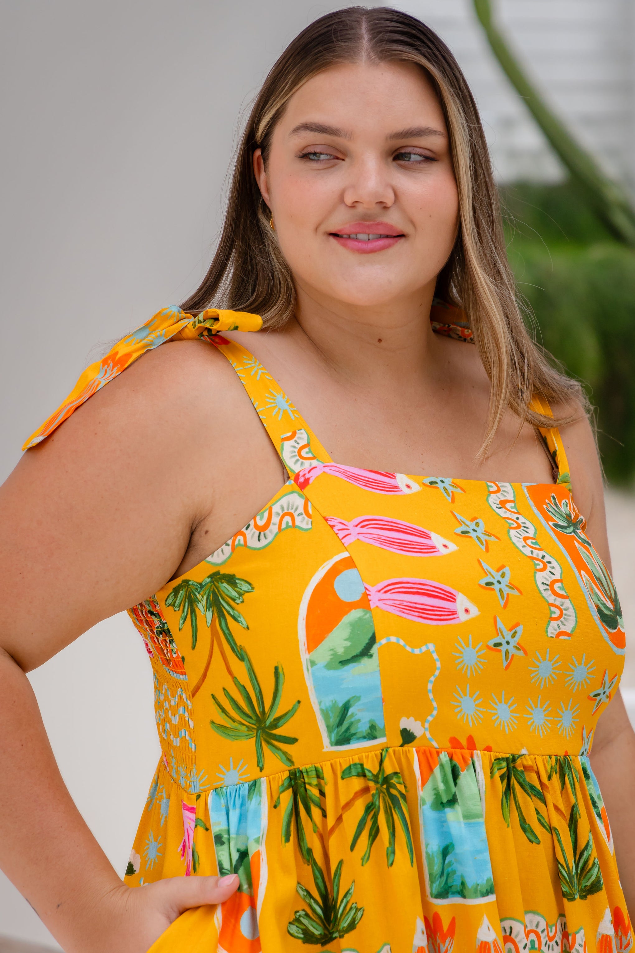 Juno Linen Blend Maxi Dress in Star Fish Fiesta