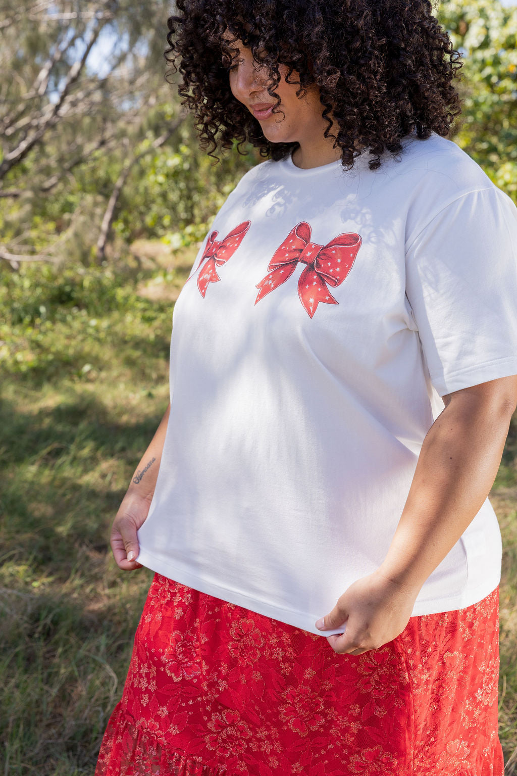 Zadi Relaxed Tee in Bows