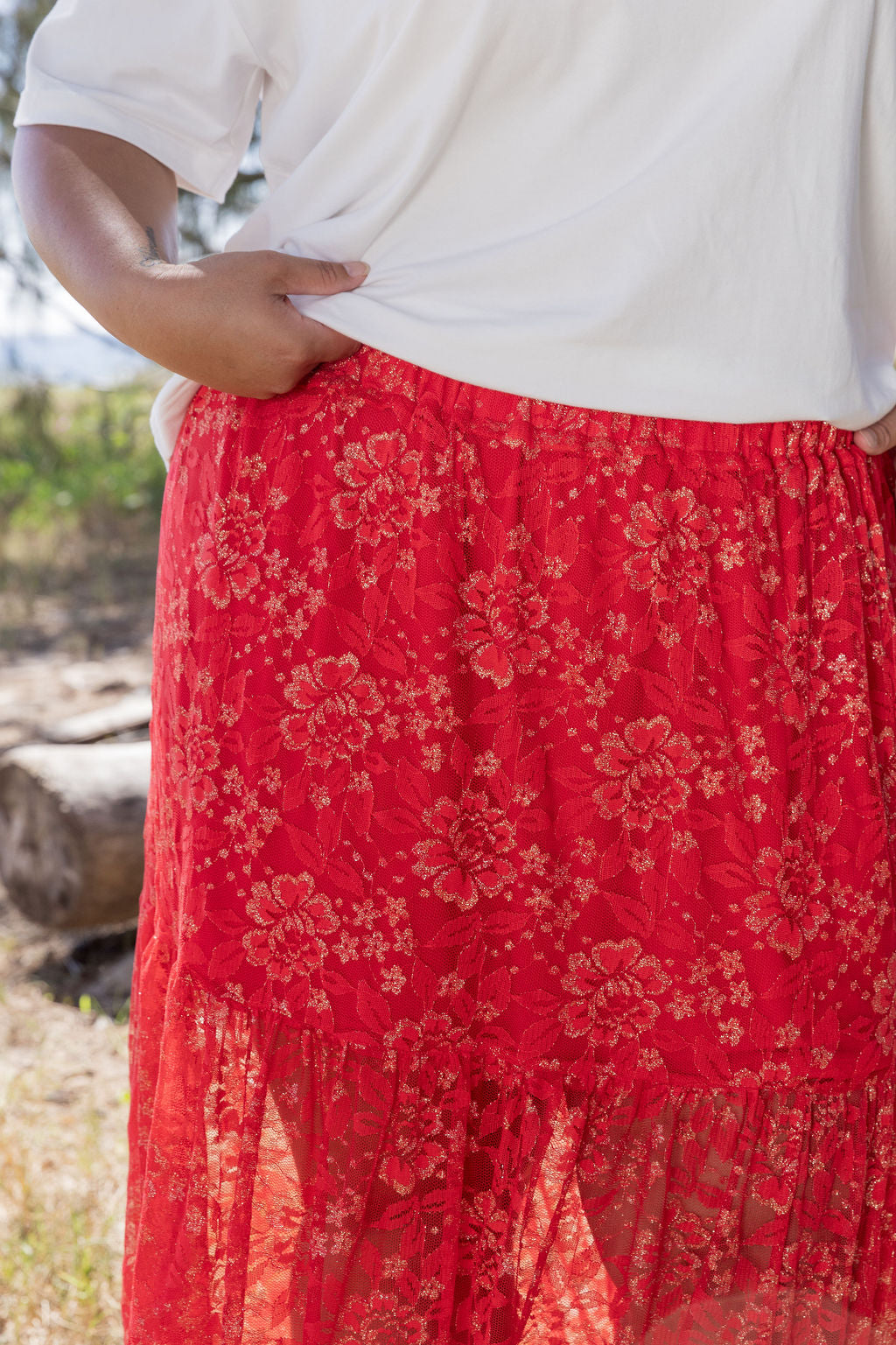 Vivien Lace Skirt in Red/Gold