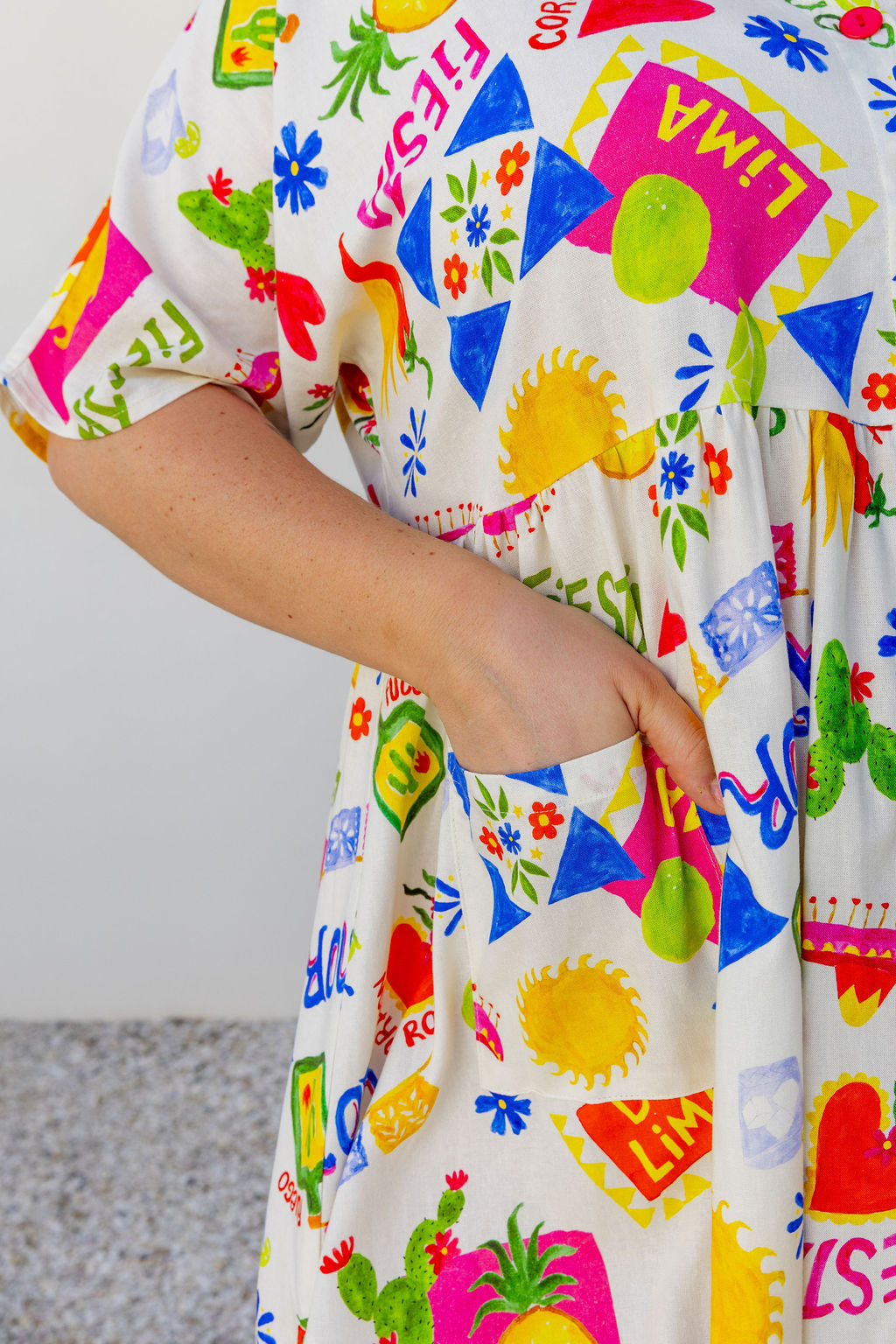 Disco Linen Blend Dress in Corazon