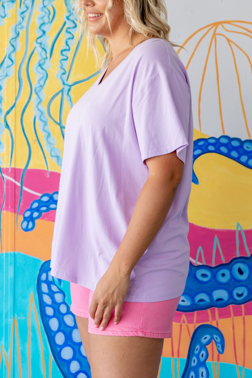 Della V-Neck in Sunshine Lilac