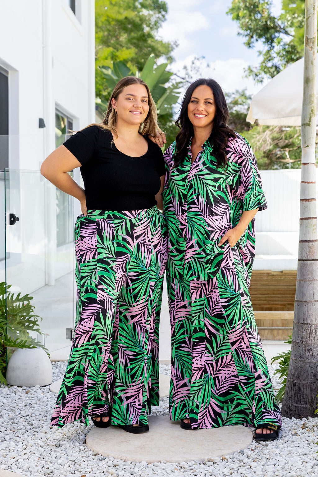 Zelda Pant in Midnight Jungle