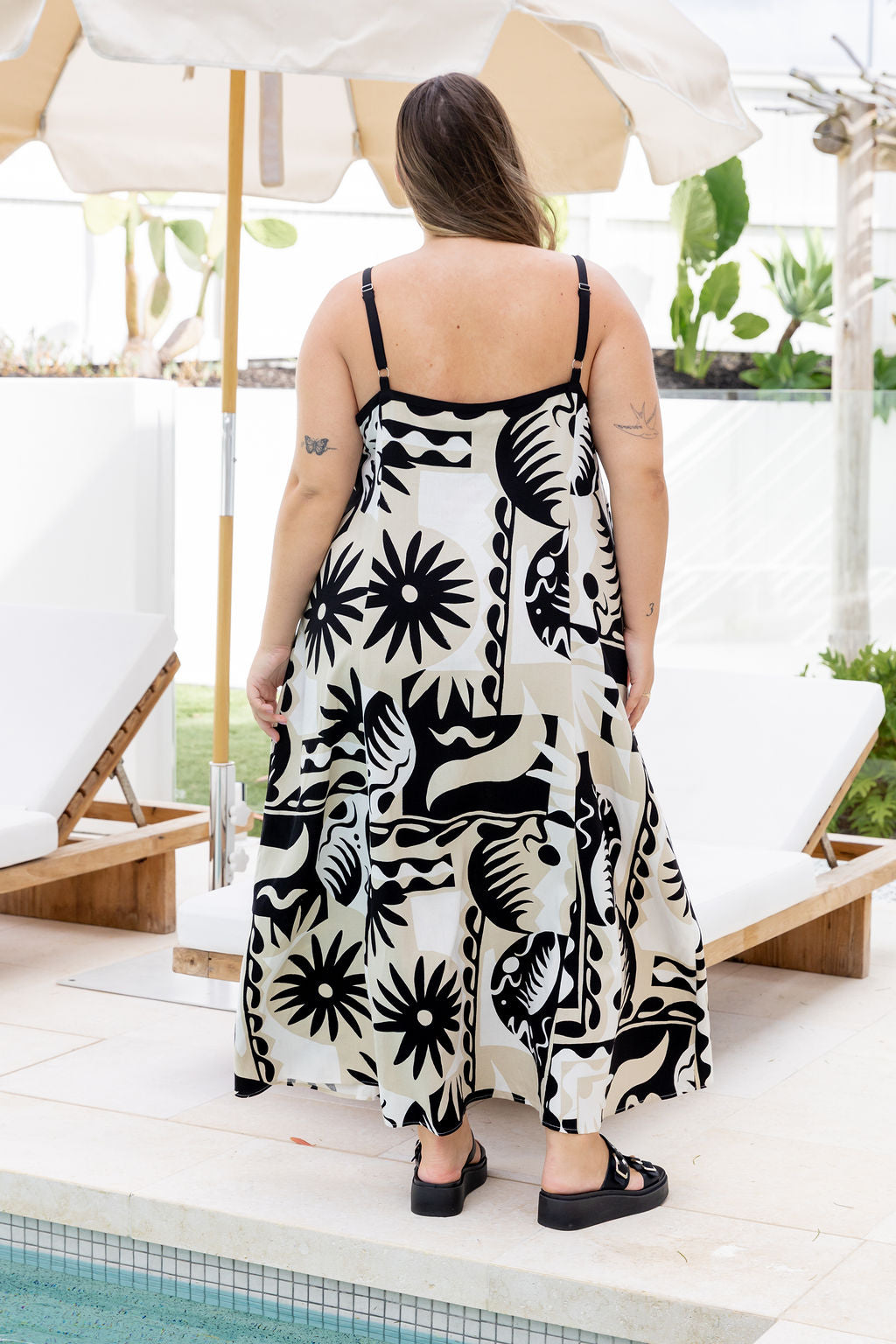 Sol Linen Blend Maxi Dress in Neptune