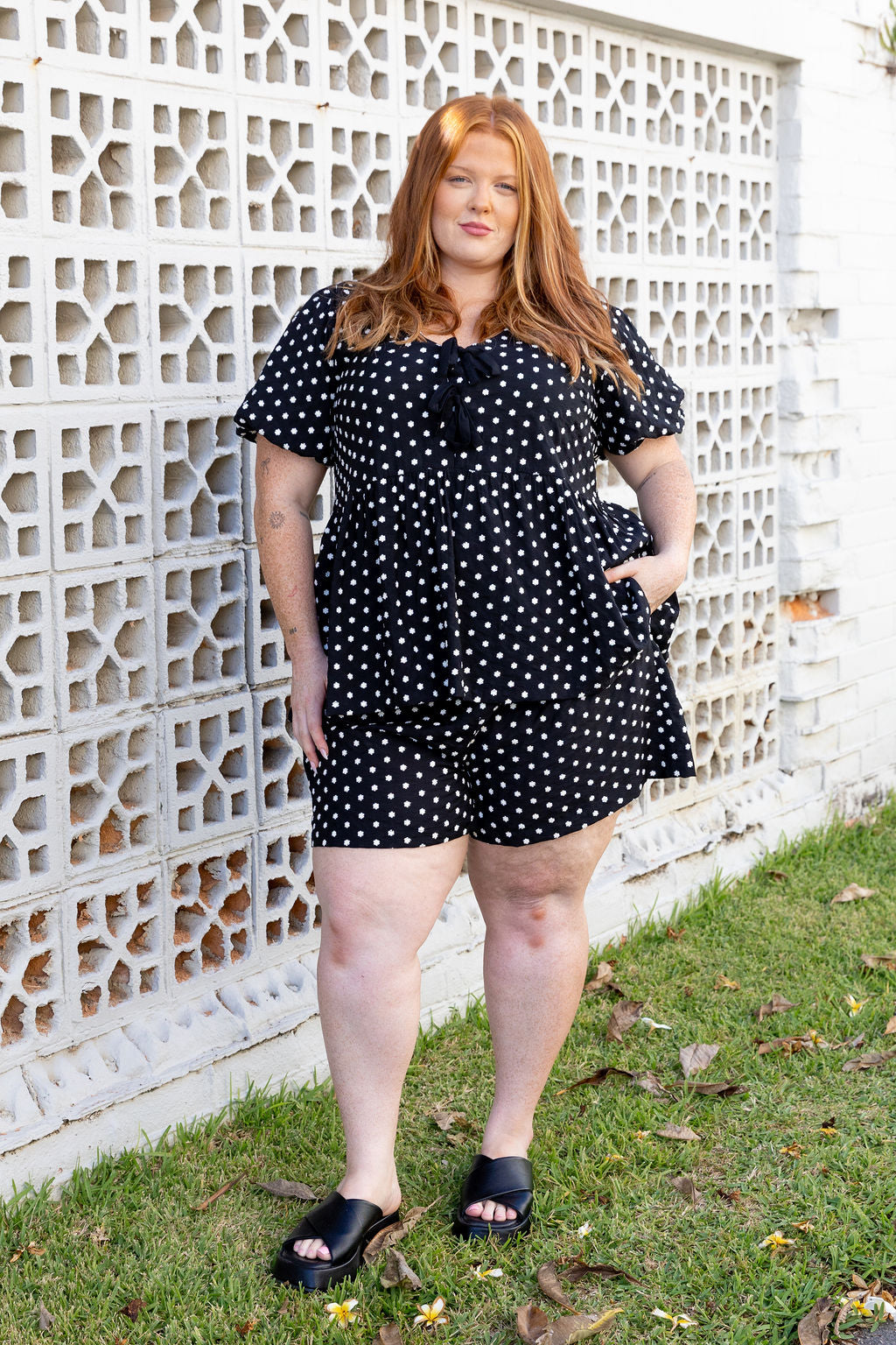 Birdie Top in Embroidered Floral Dot