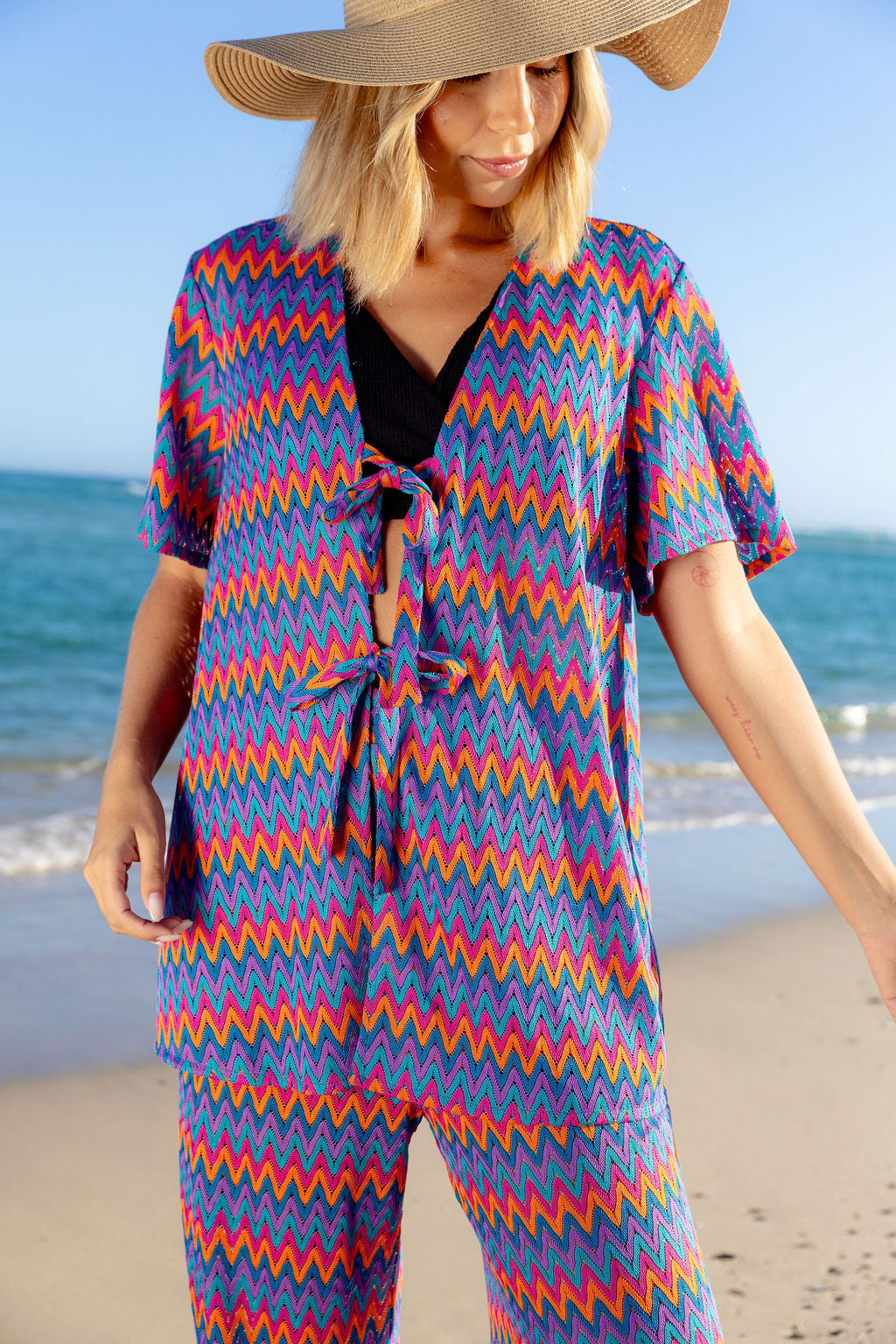 Indy Top in Chevron Rainbow
