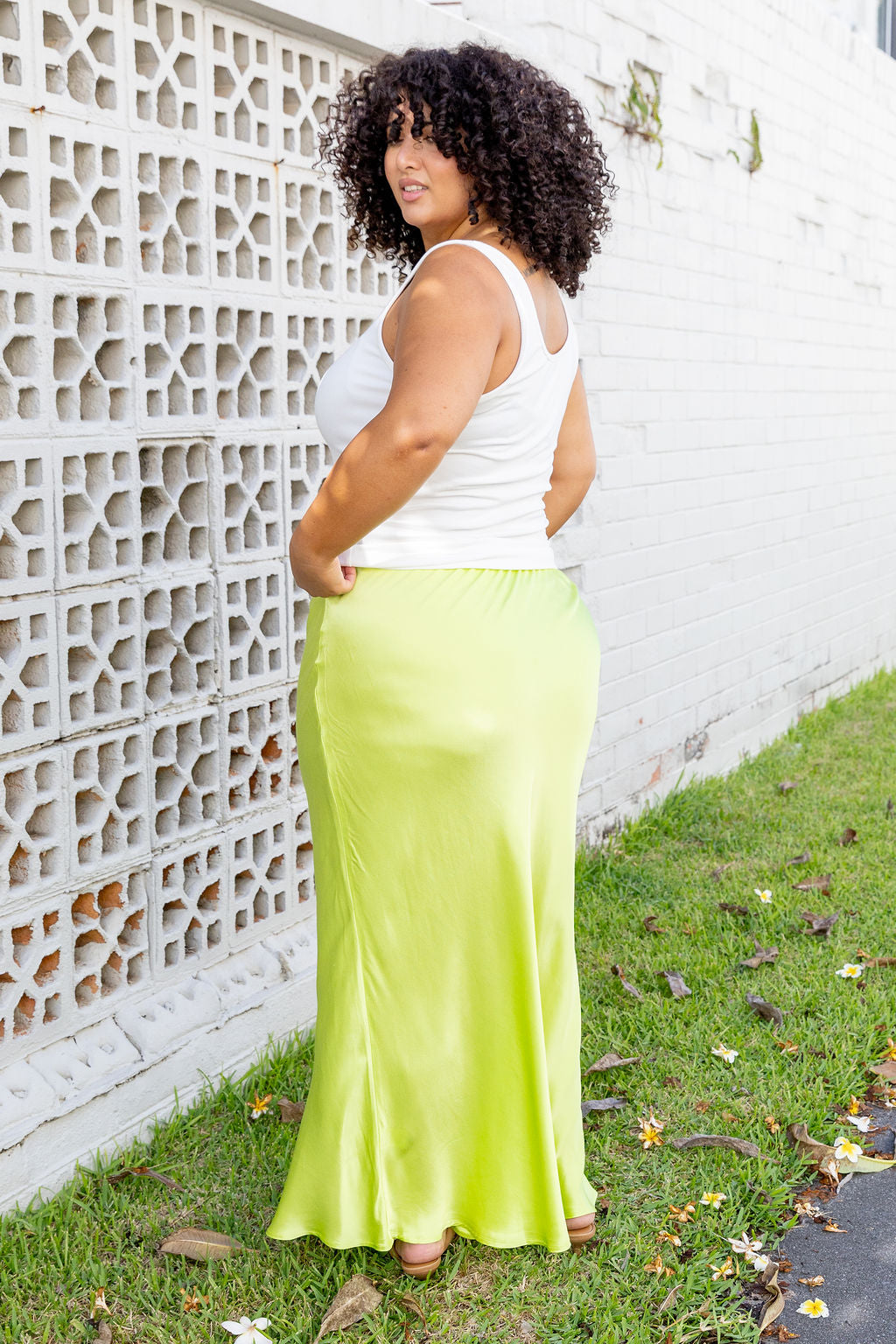 Livy Bias Skirt in Viscose Satin Lime