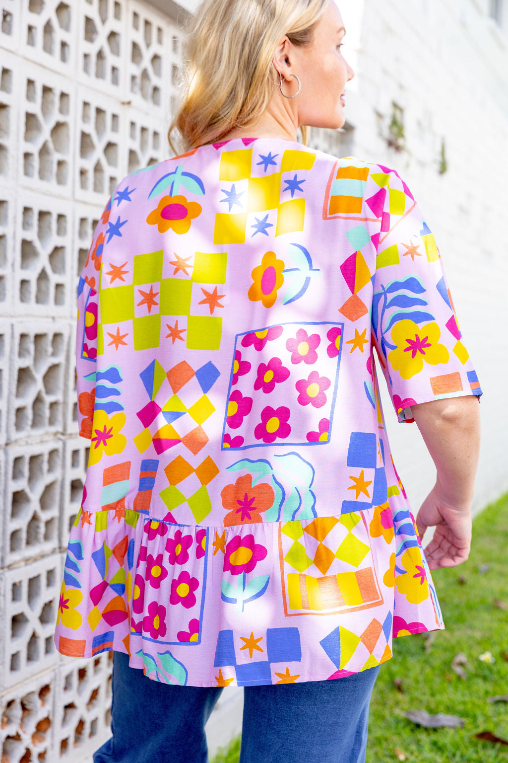 Peak Top in Checkerboard Petals