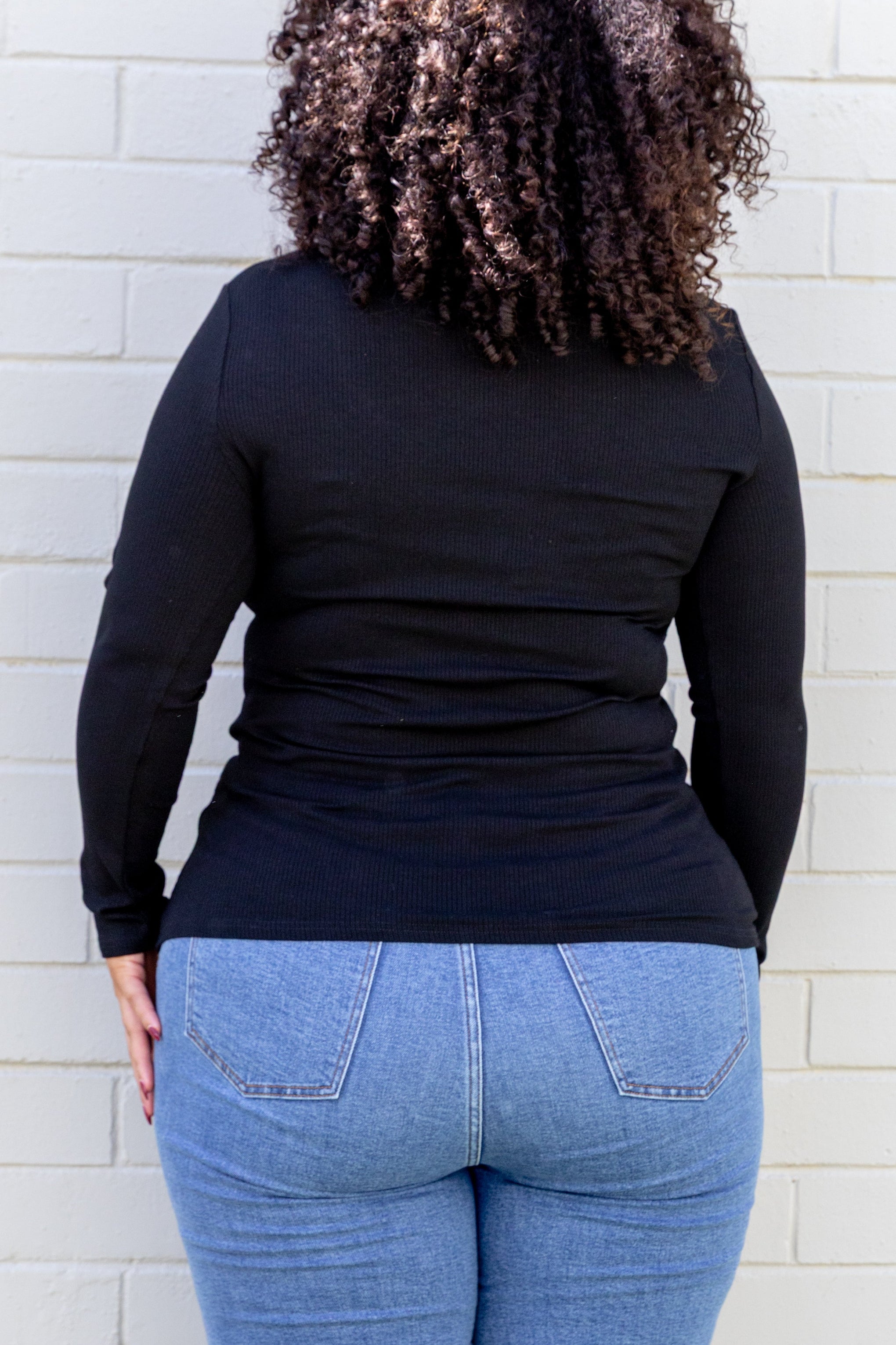 Billi Long Sleeve Rib Tee in Black
