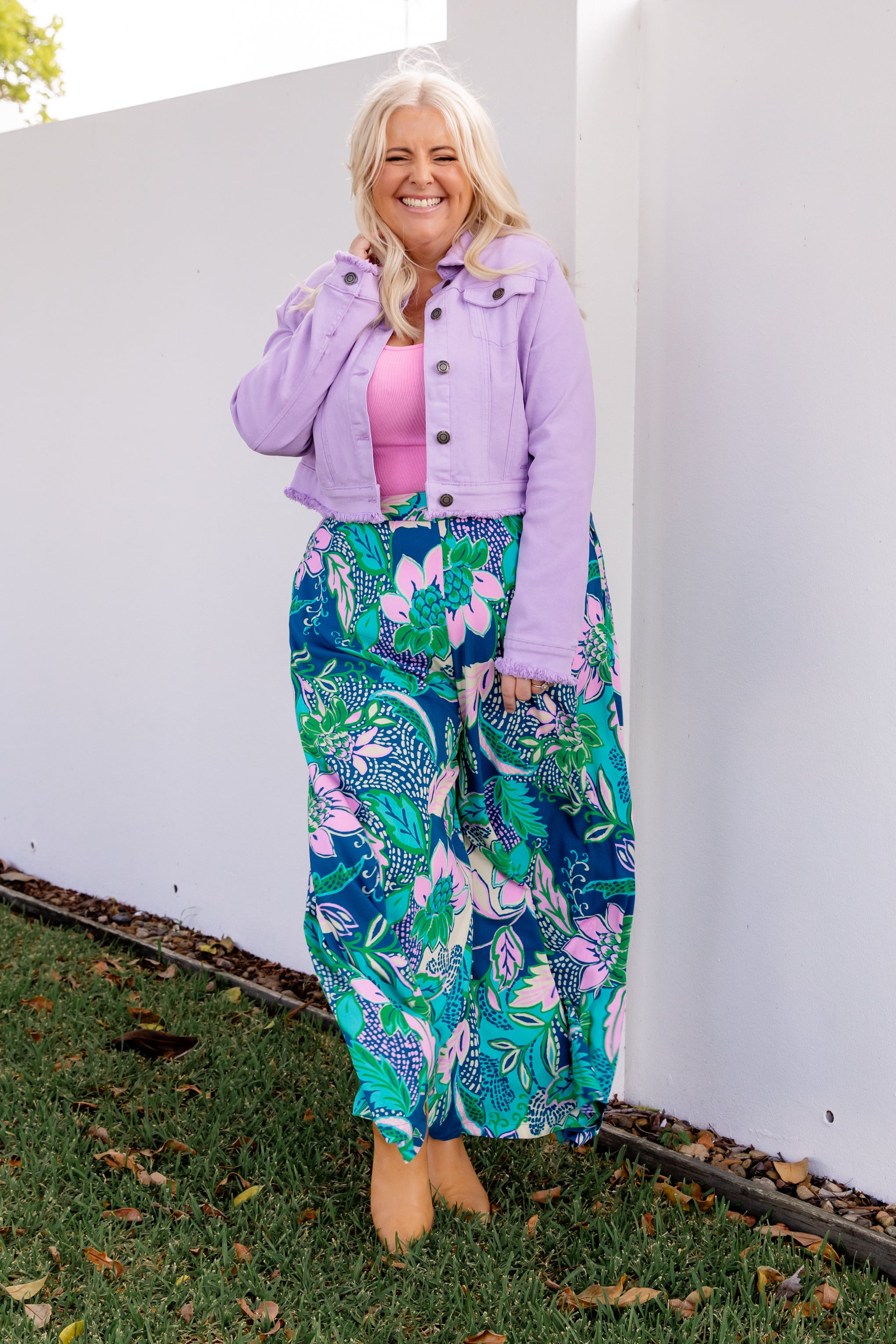 Kenzi Cropped Denim Jacket in Lilac