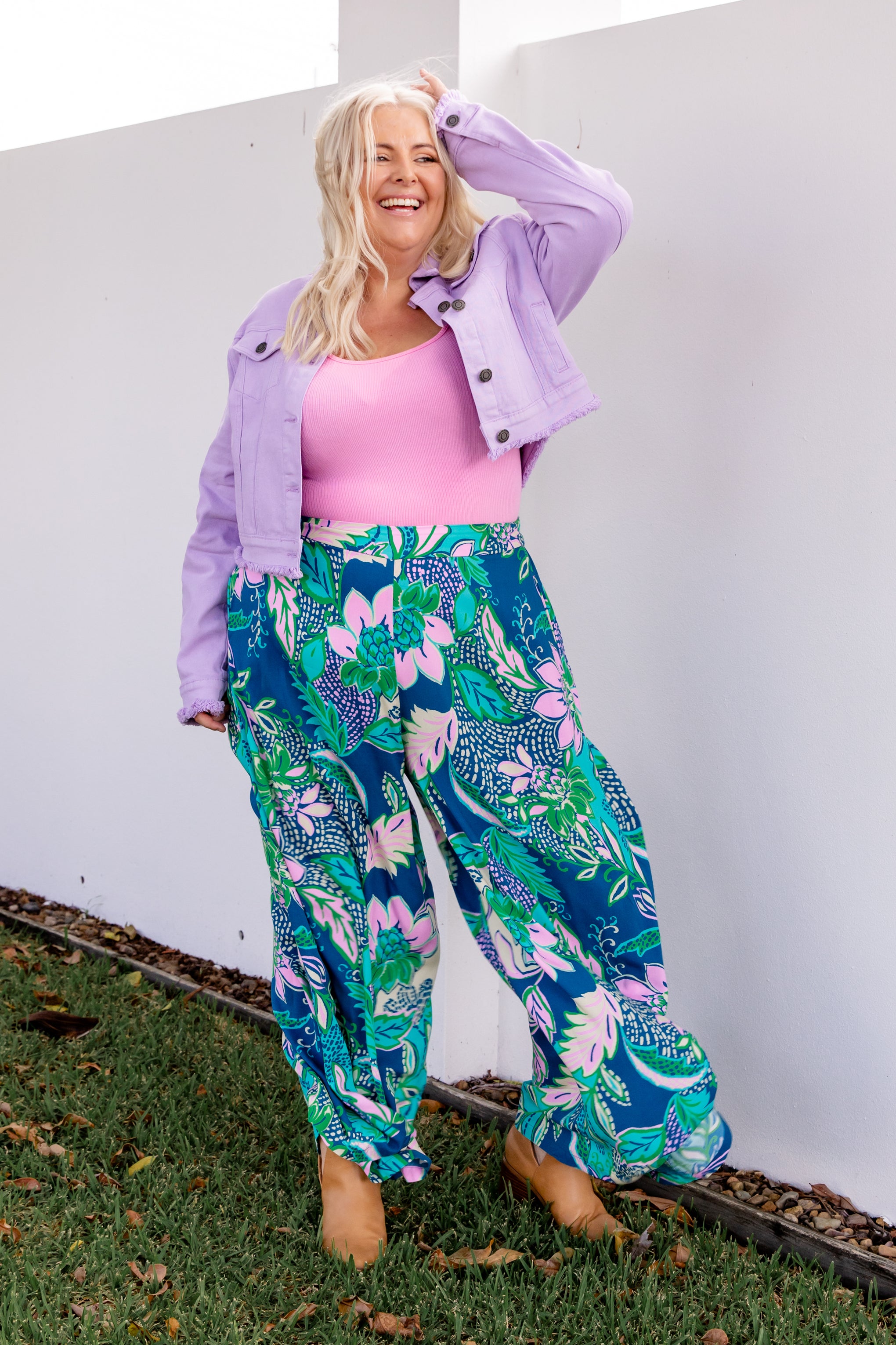Kenzi Cropped Denim Jacket in Lilac