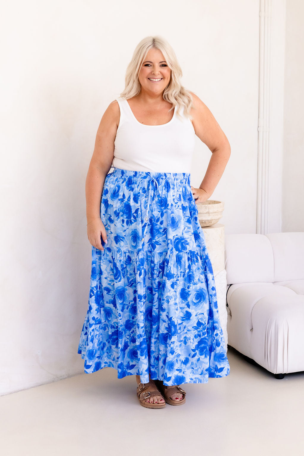 Carrie Skirt In Blue Roses