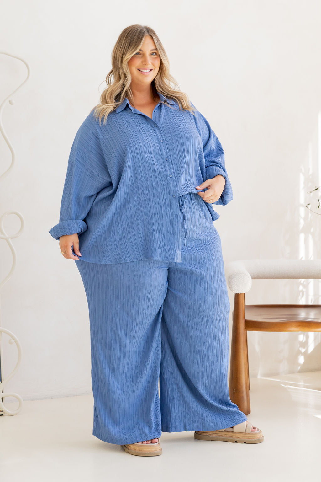 Gina Pant in Textured Denim Blue