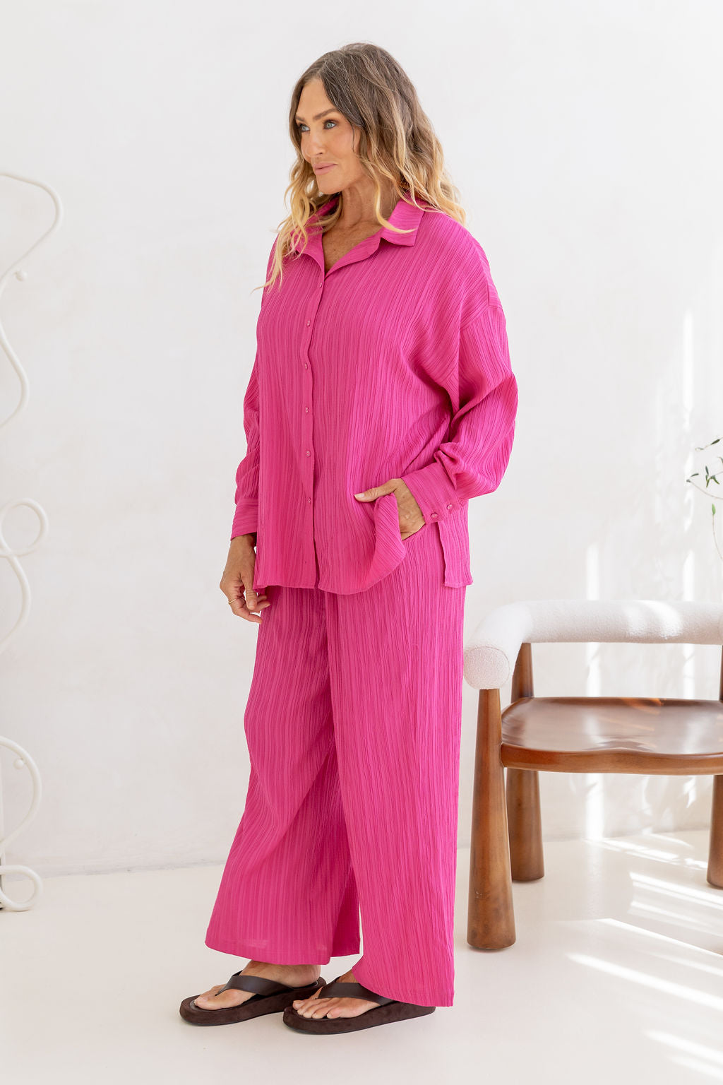 Gina Pant in Textured Hot Pink