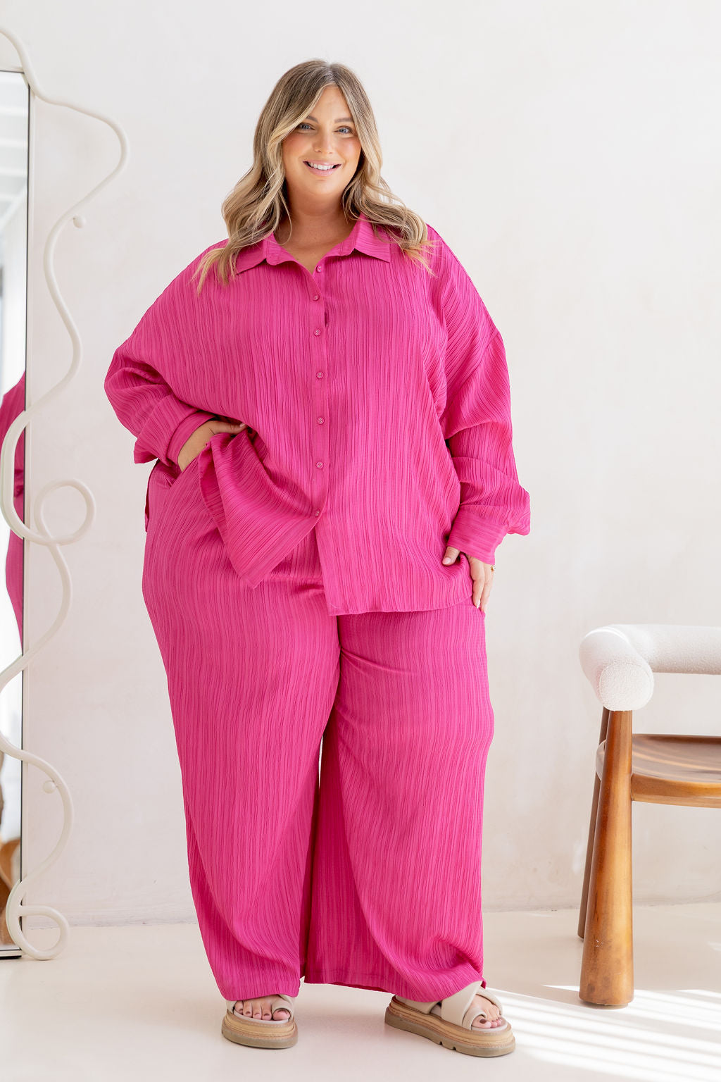 Gina Pant in Textured Hot Pink