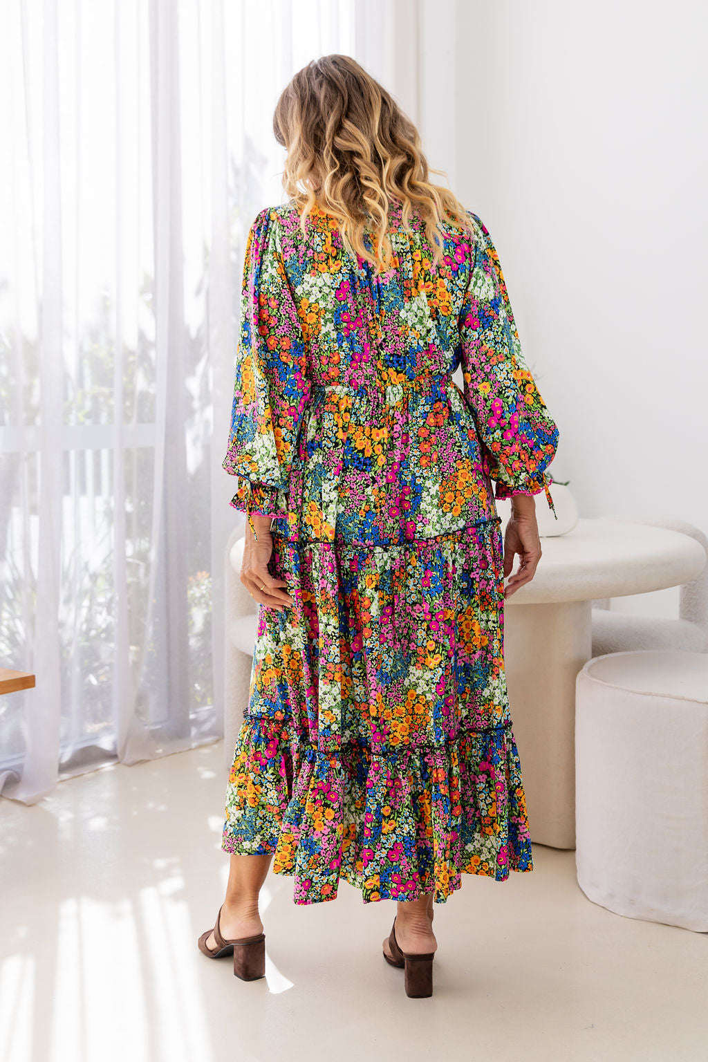 Cici Maxi Dress in Flower Field Dawn