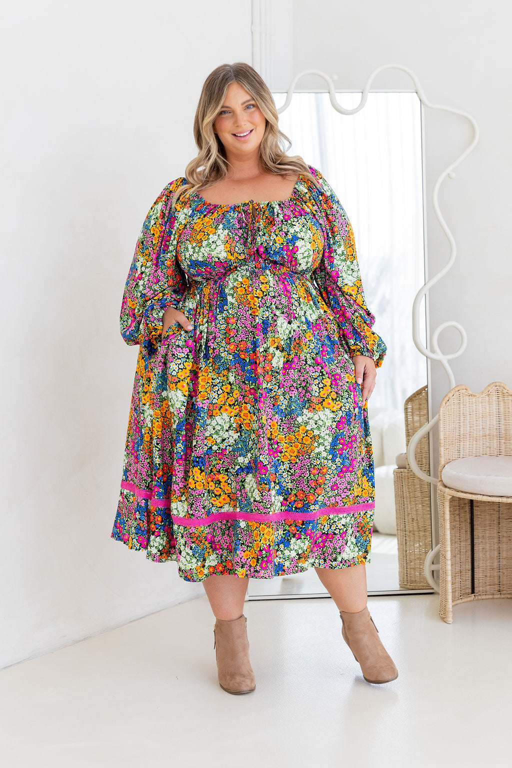 Long Sleeve Amberly Midi Dress in Flower Field Dawn