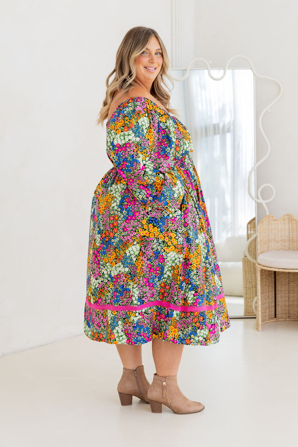 Long Sleeve Amberly Midi Dress in Flower Field Dawn