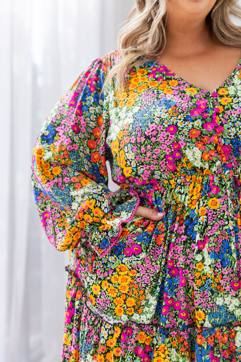 Cici Maxi Dress in Flower Field Dawn