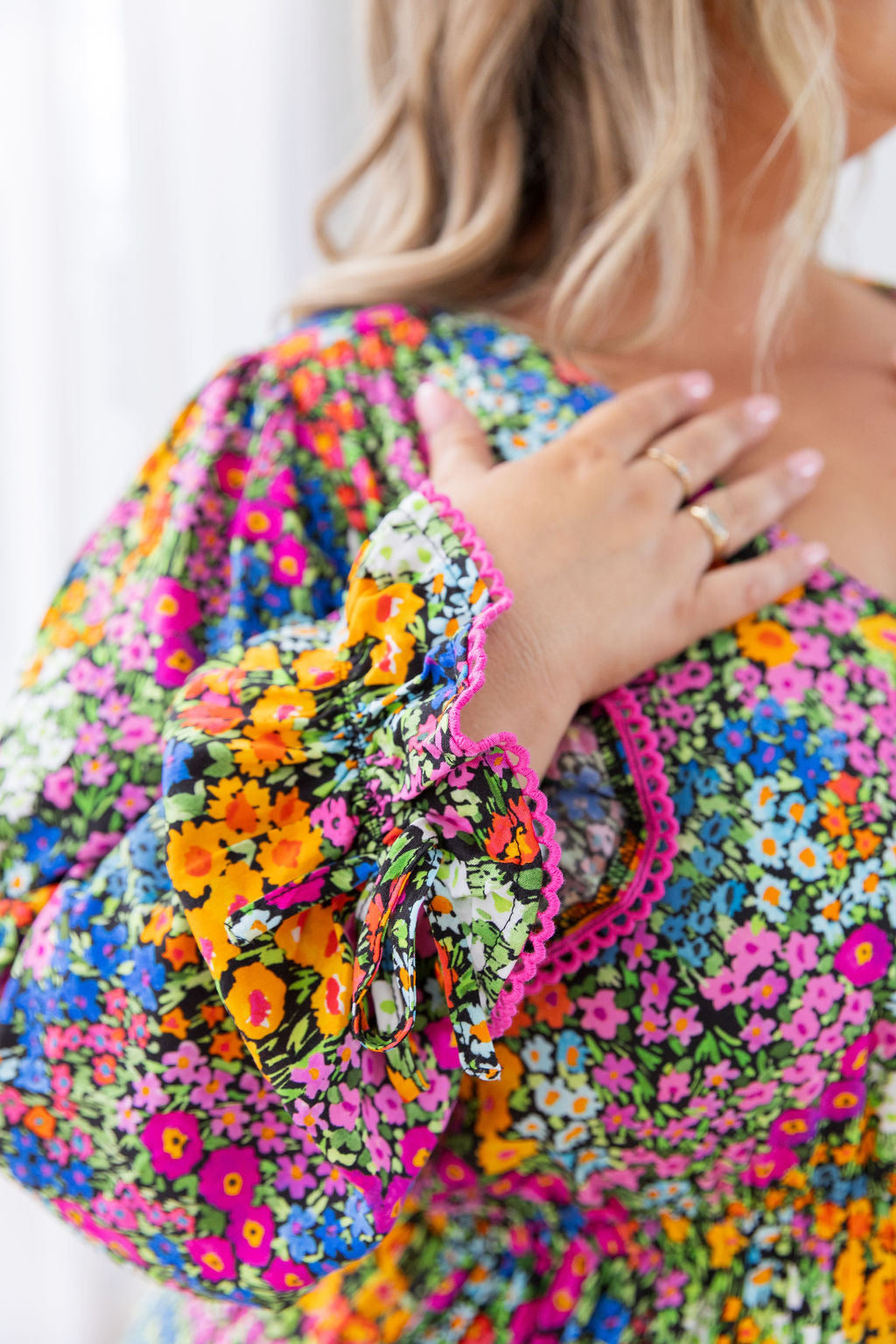 Cici Maxi Dress in Flower Field Dawn