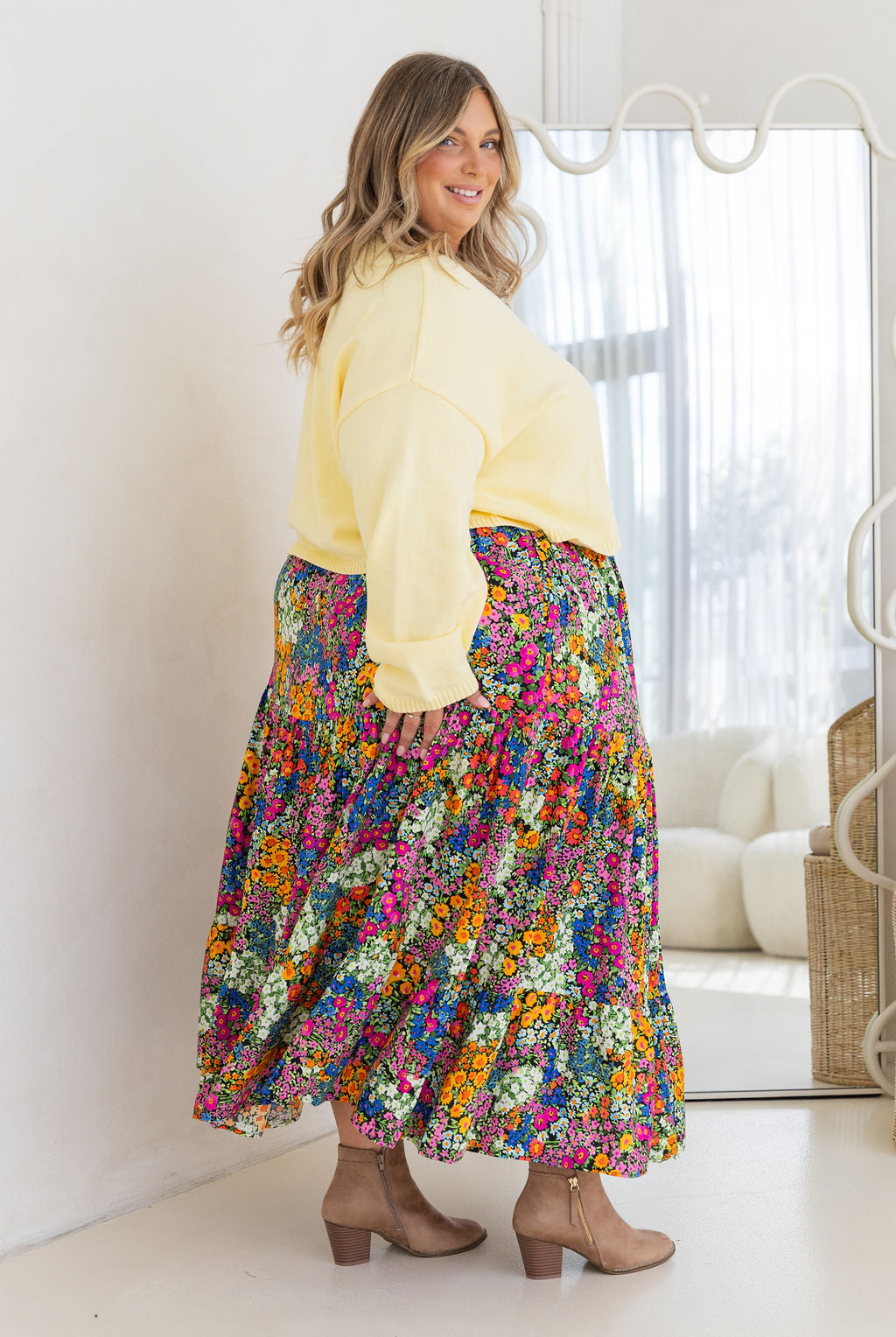 Carrie Skirt in Flower Field Dawn