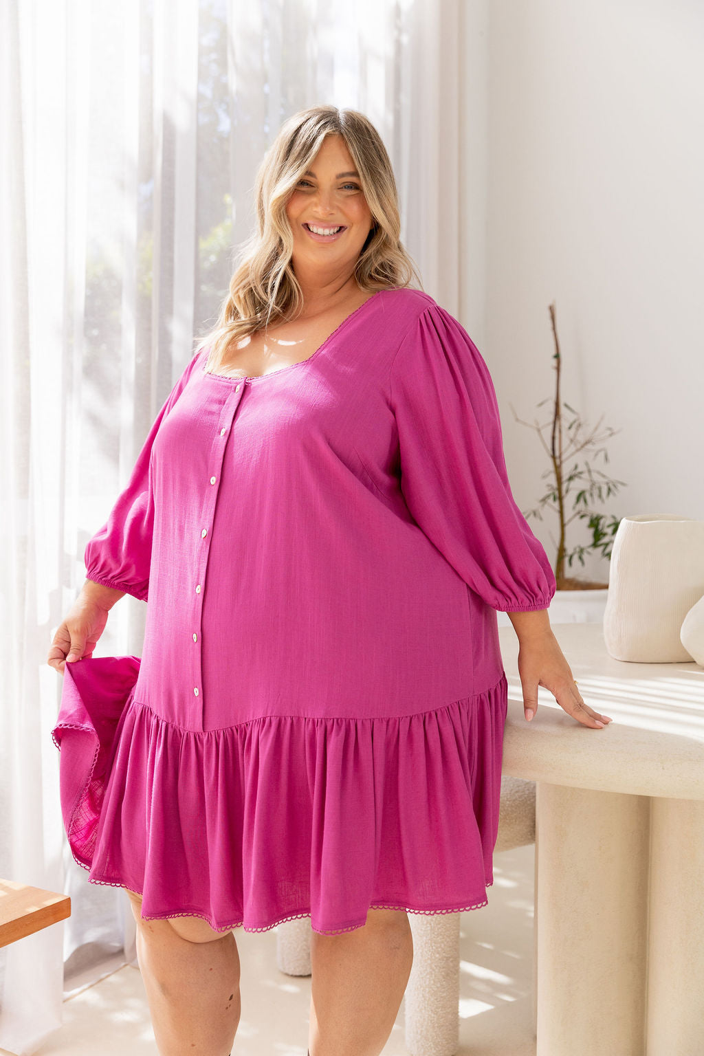 Kira Linen Blend Dress in Fuchsia