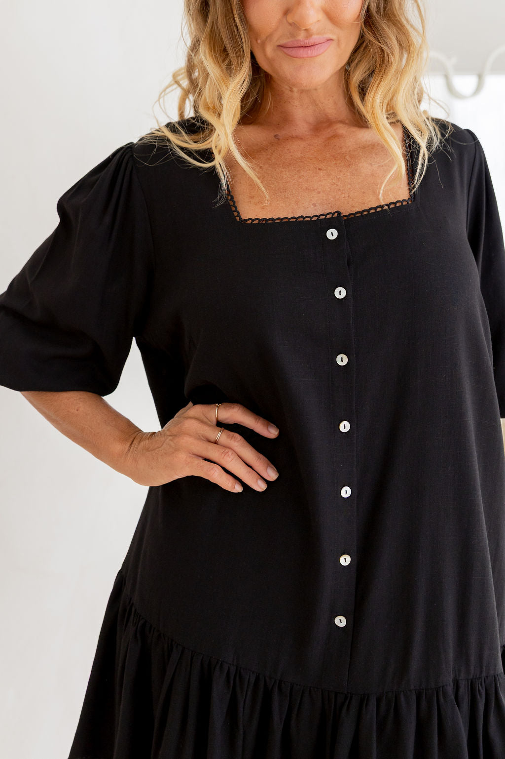 Kira Linen Blend Dress in Black