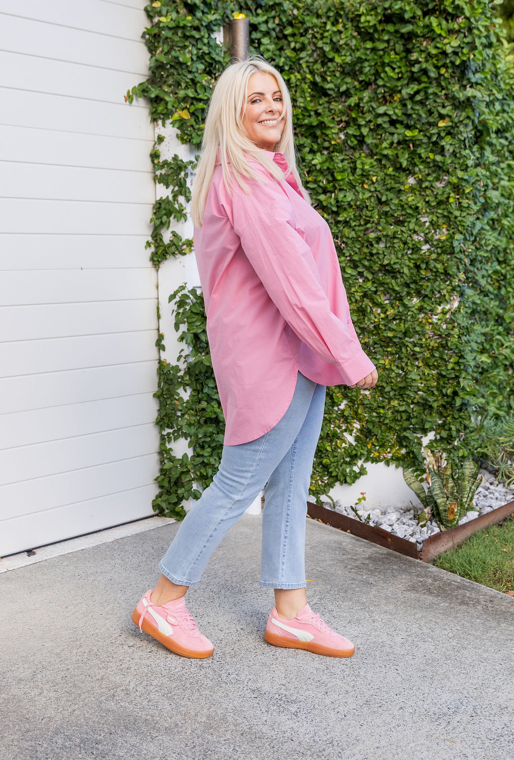 Lula Oversized Shirt in Barbie Pink