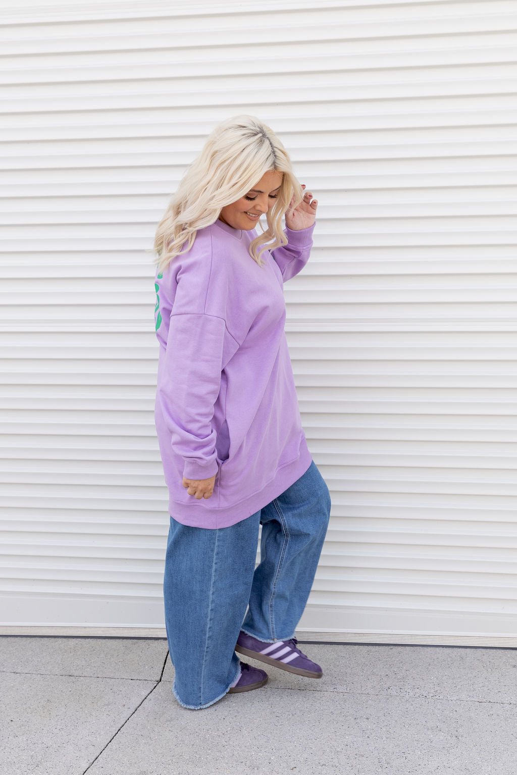 Evan Longline Sweatshirt in Good Vibes Lilac