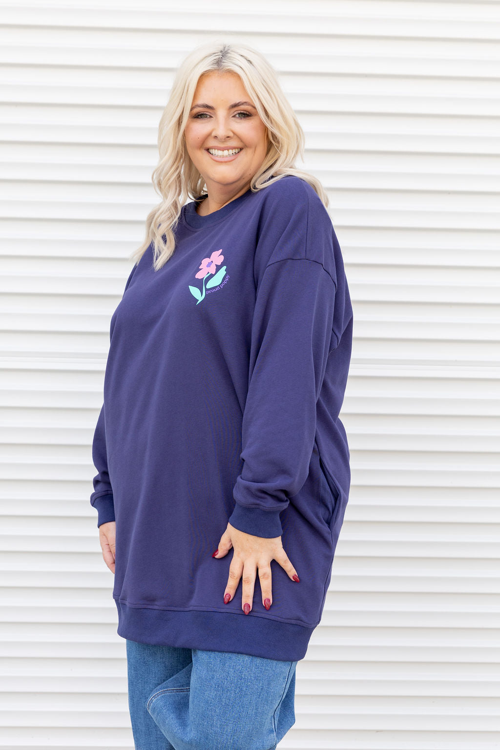 Evan Longline Sweatshirt in Kindness Navy