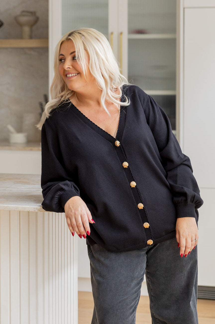 Vada Knit in Black