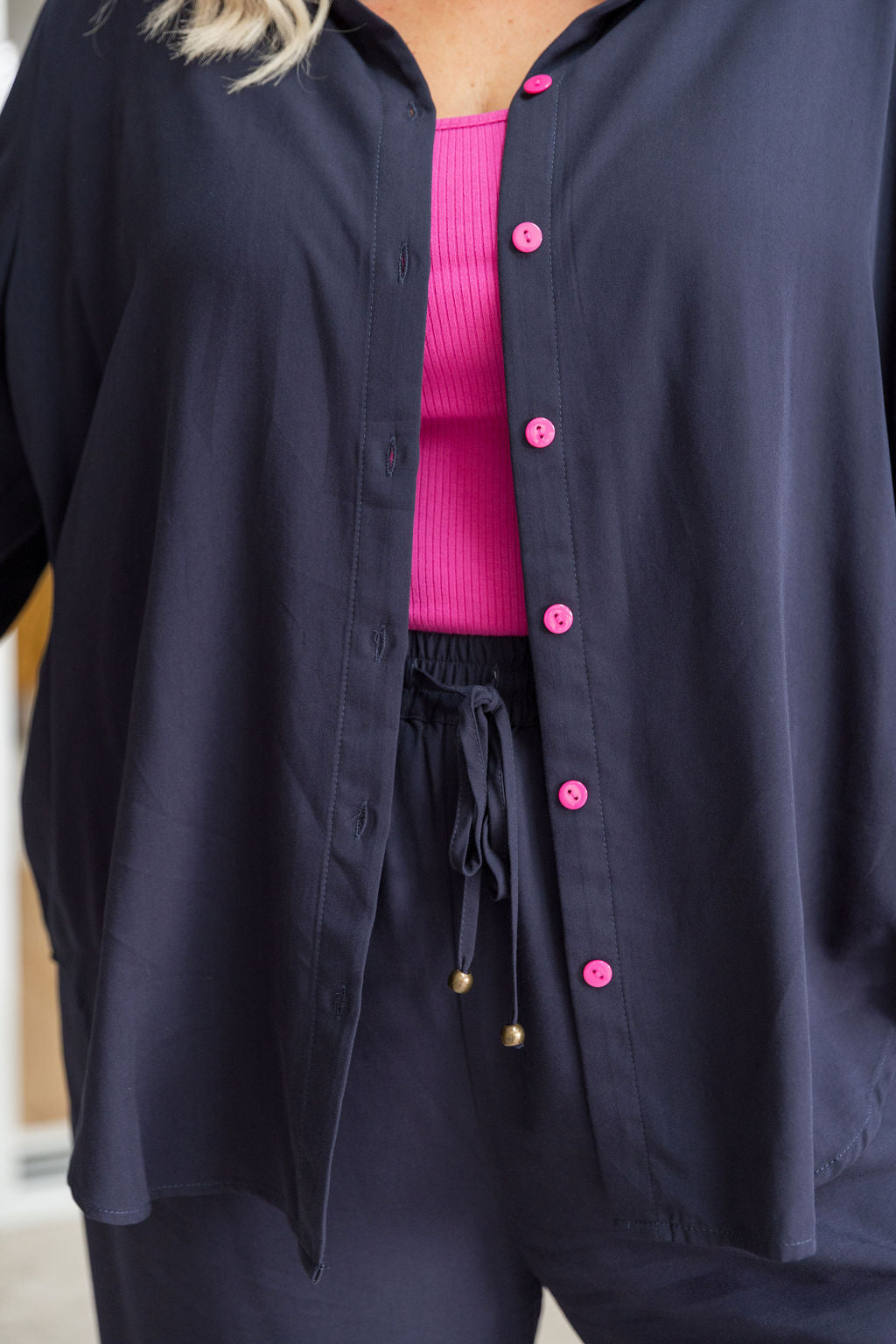 Lana Shirt in Navy