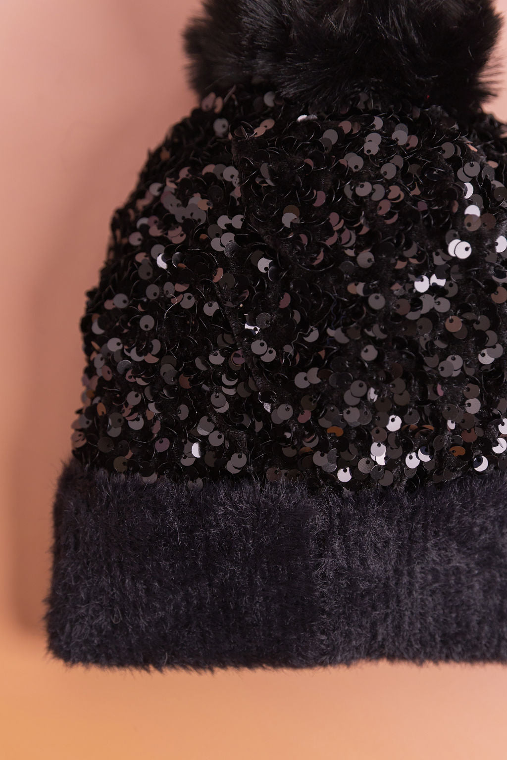 Glitzy Beanie in Black