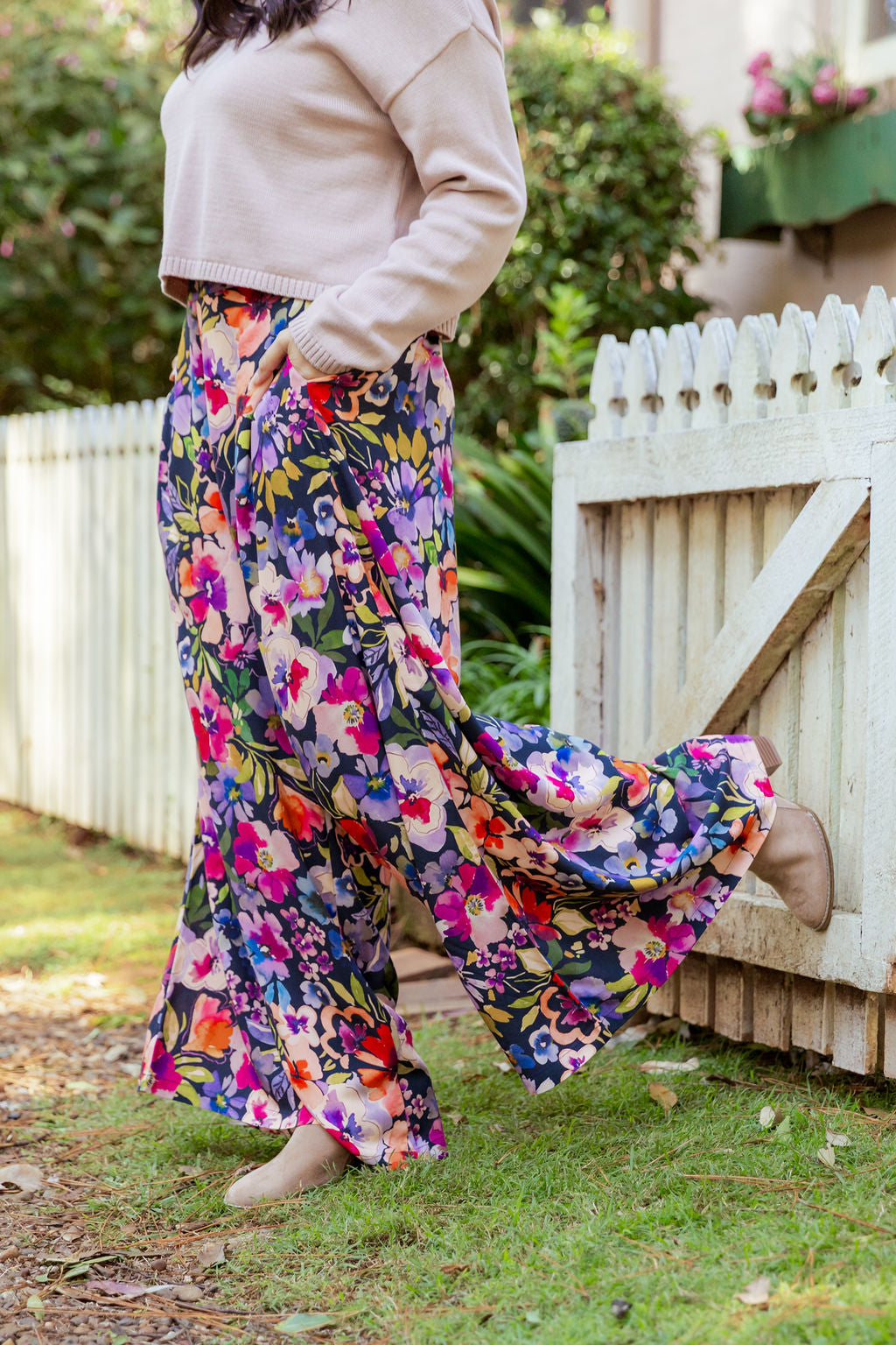 Larsa Pant in Winter Bouquet