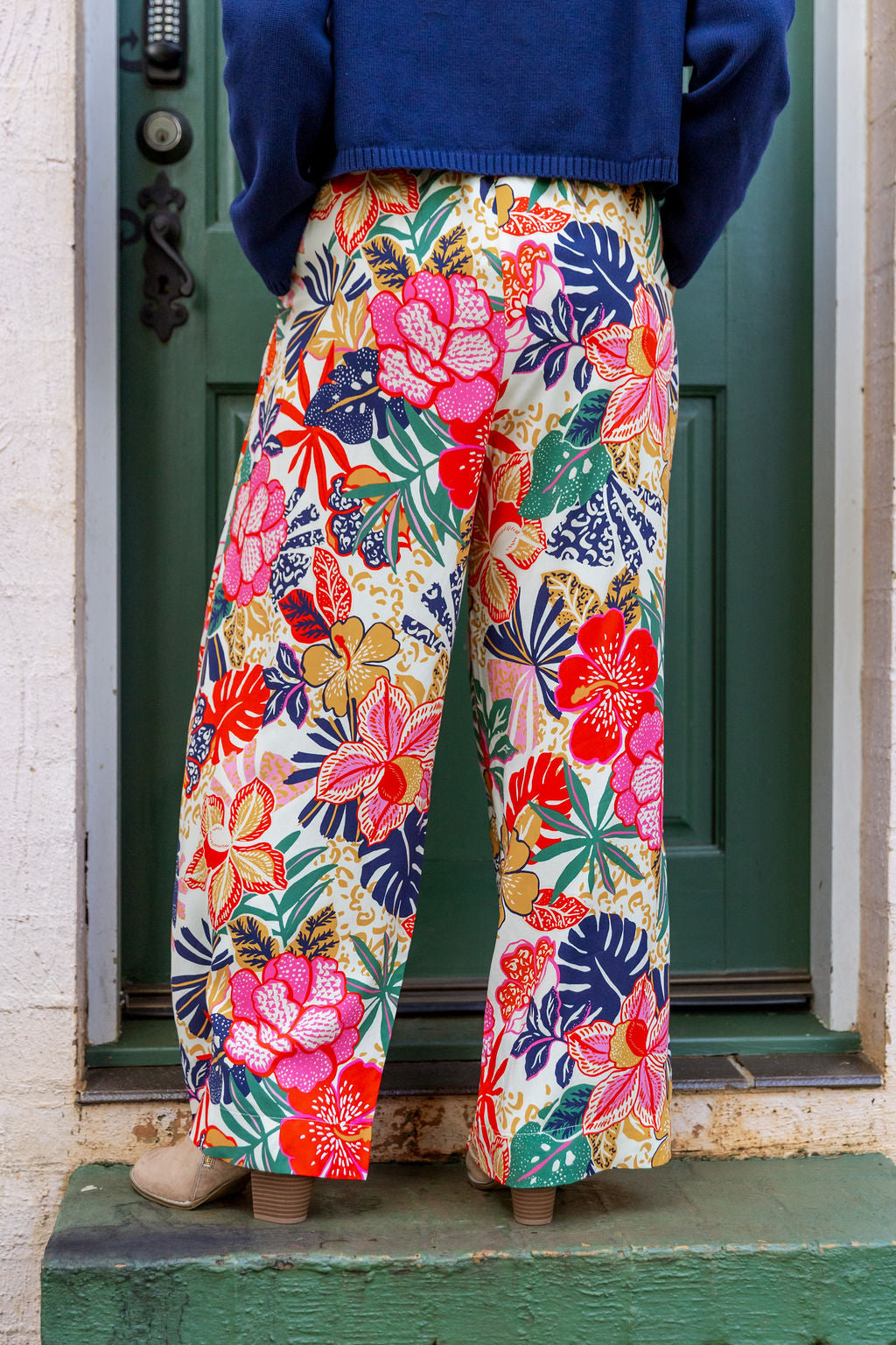 Gina Pant in Hibiscus