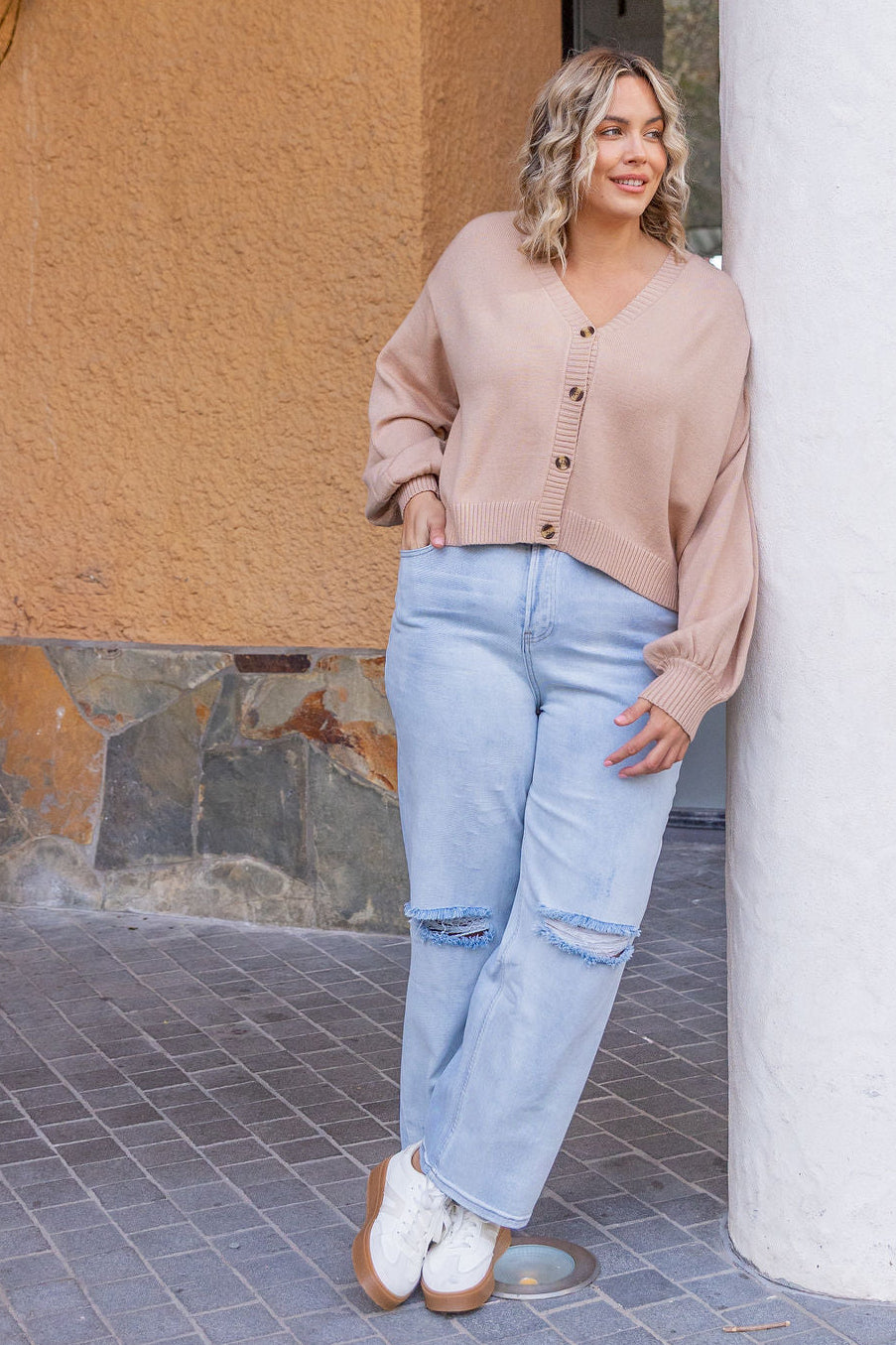Mira Cropped Cardigan in Biscuit