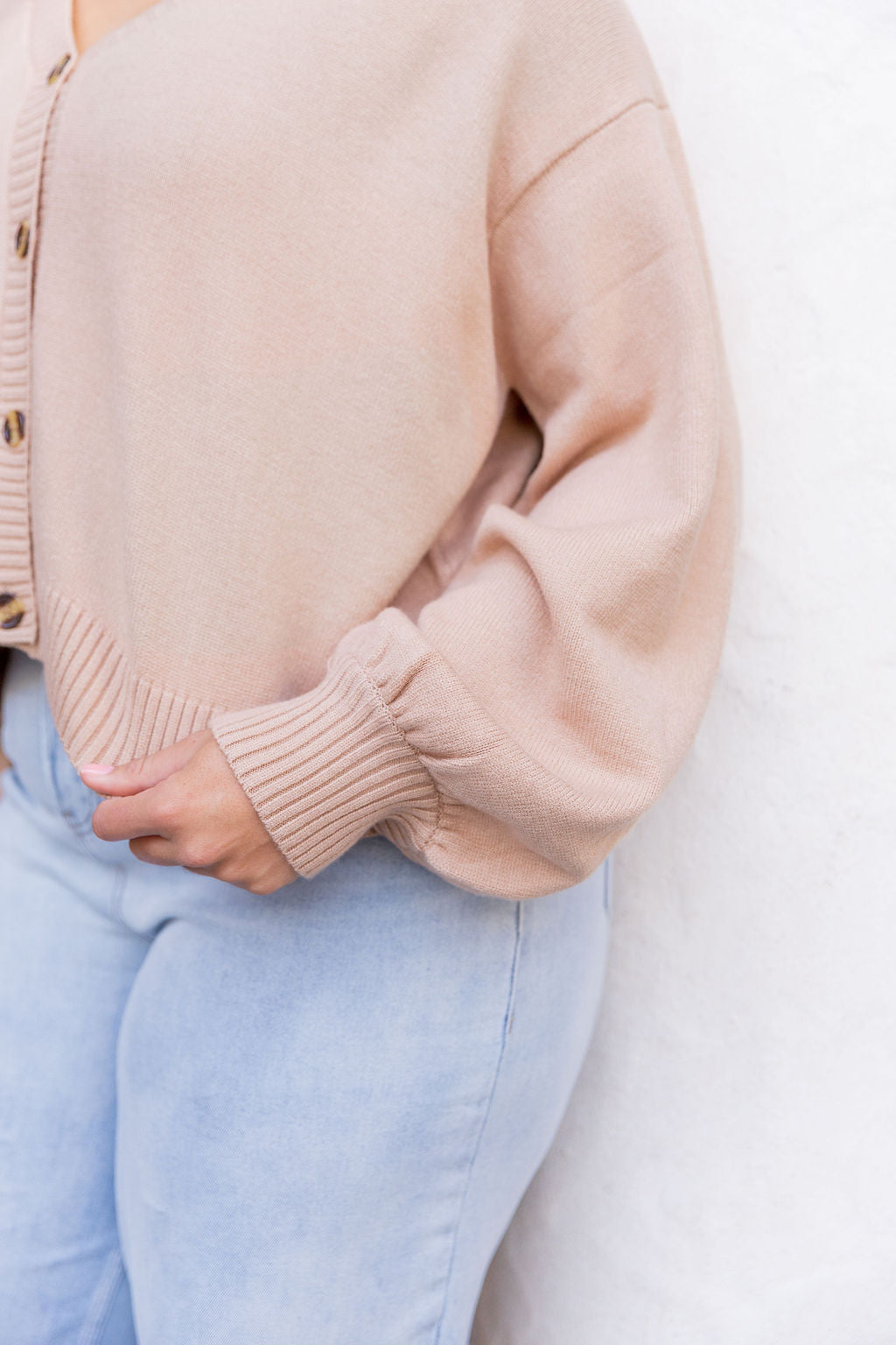 Mira Cropped Cardigan in Biscuit