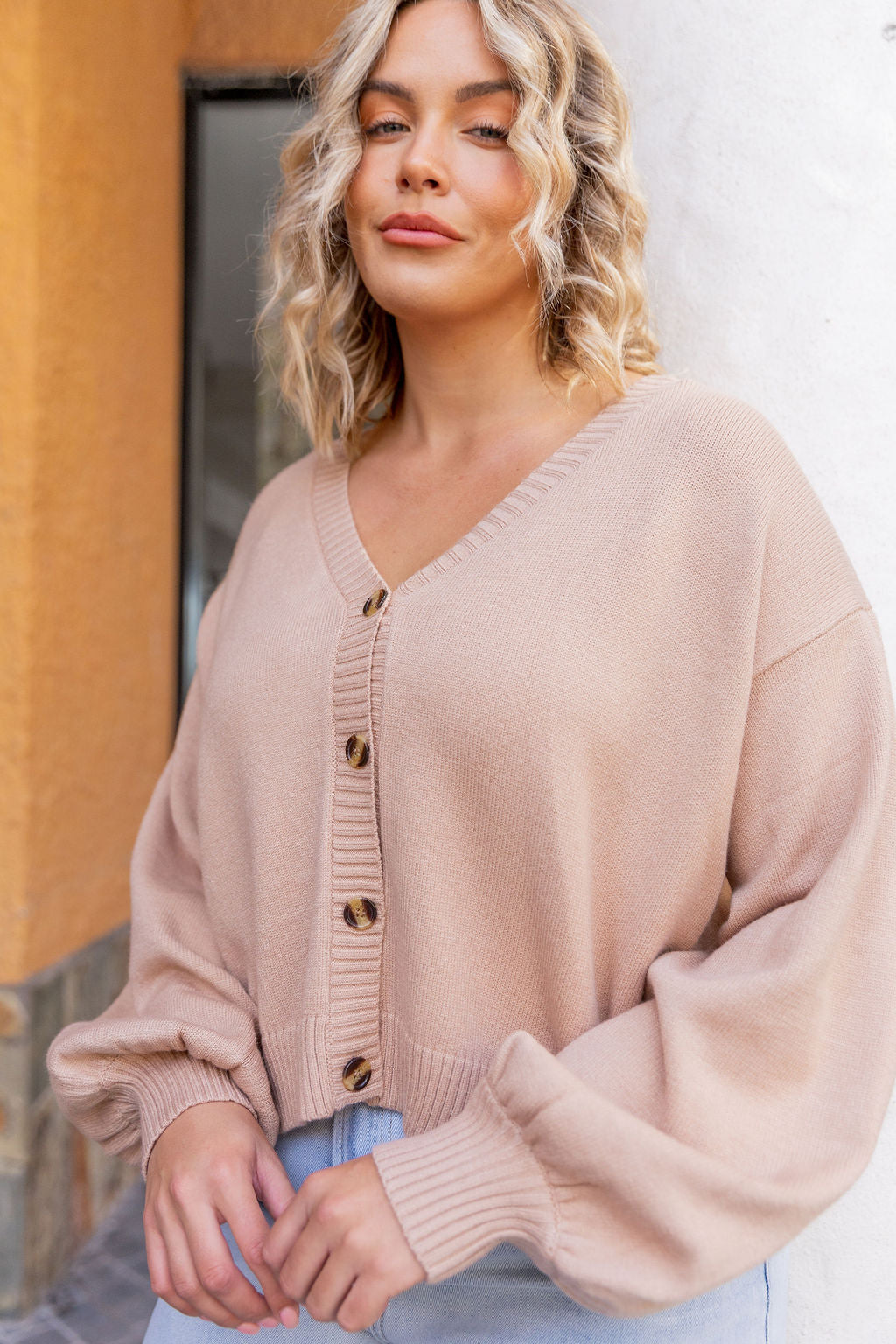 Mira Cropped Cardigan in Biscuit