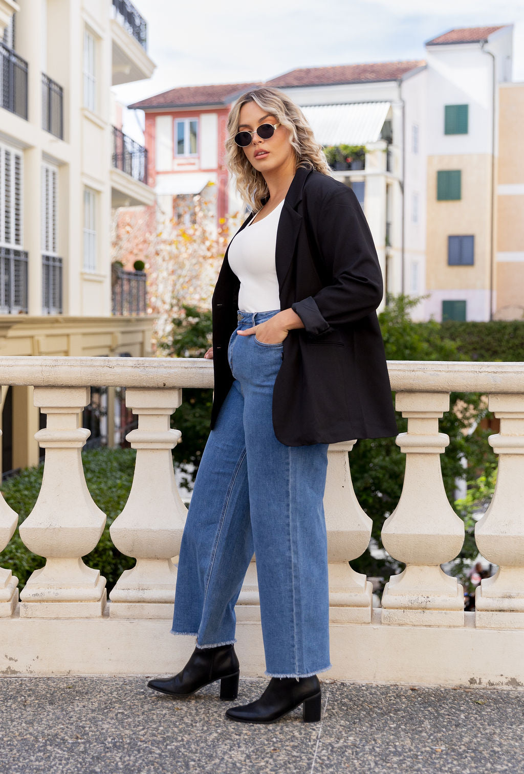 Rikki Jeans in Mid Blue