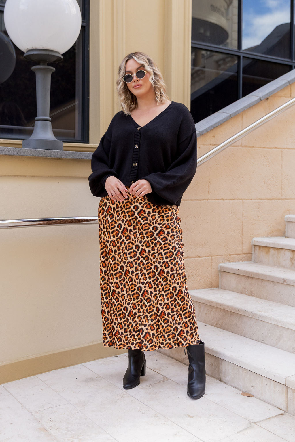 Mira Cropped Cardigan in Black
